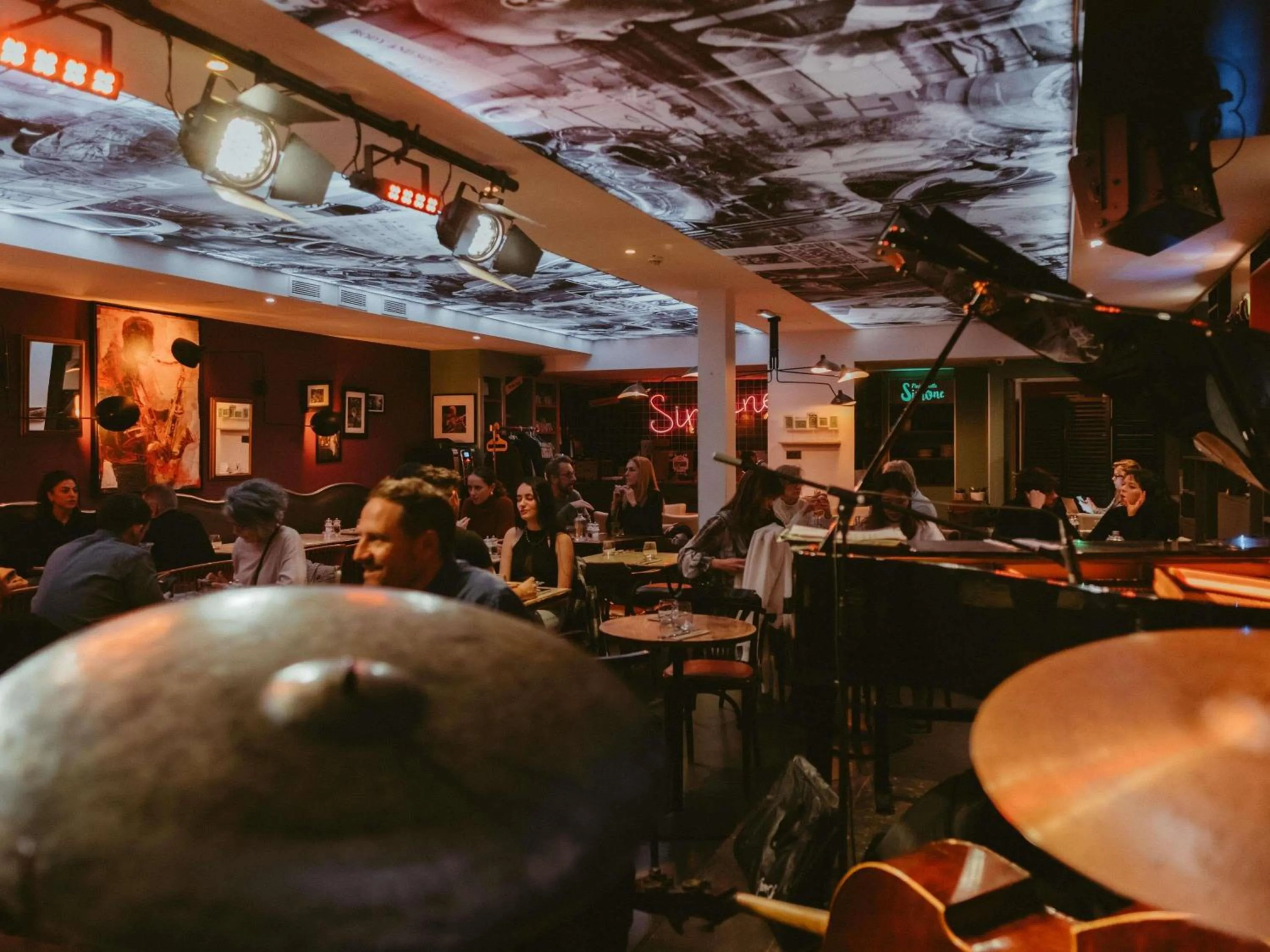 Restaurant/places to eat in Greet Hotel Lyon Confluence