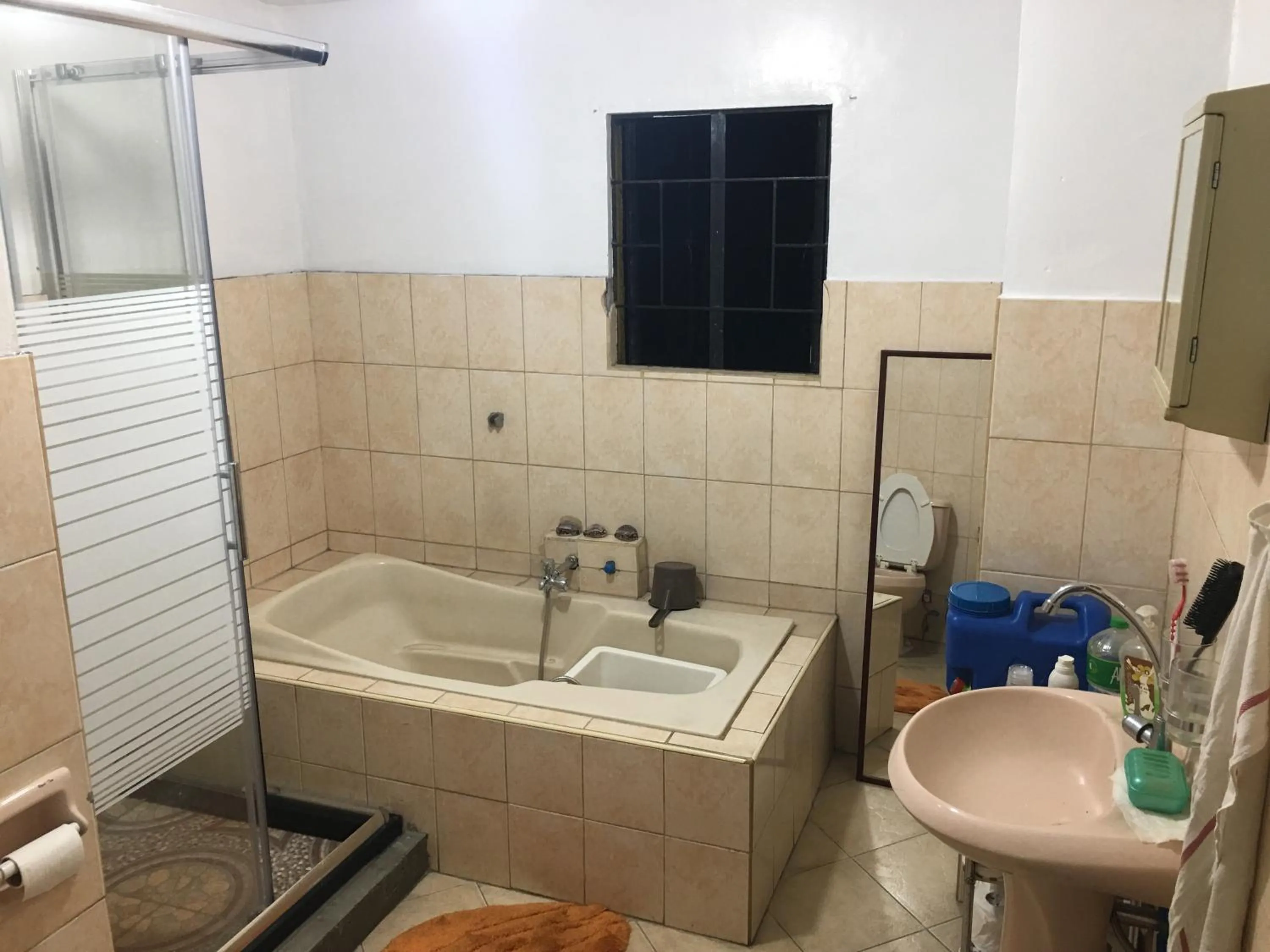 Area and facilities in Guesthouse Cavite