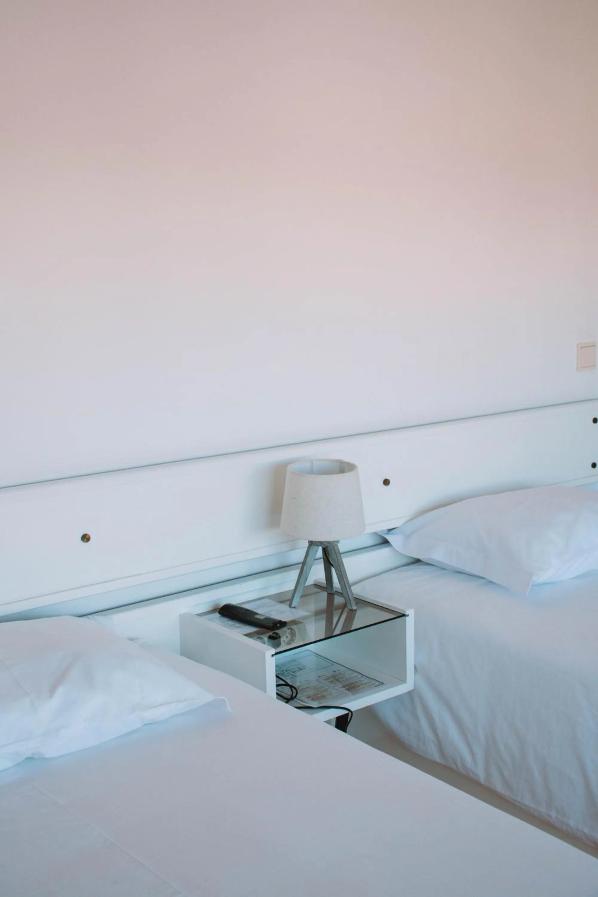 Bedroom, Bed in Arca Nova Guest House - Caminha