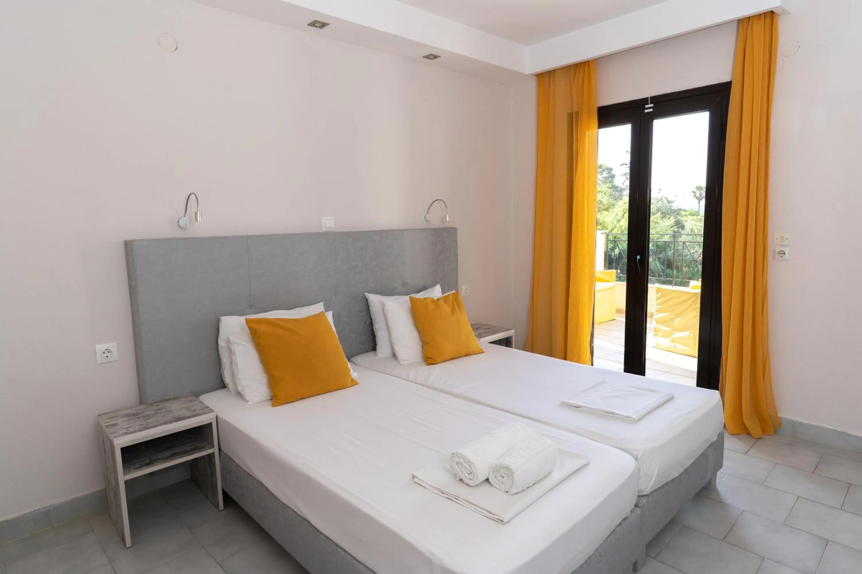 Bedroom, Bed in Blue Waves Corfu
