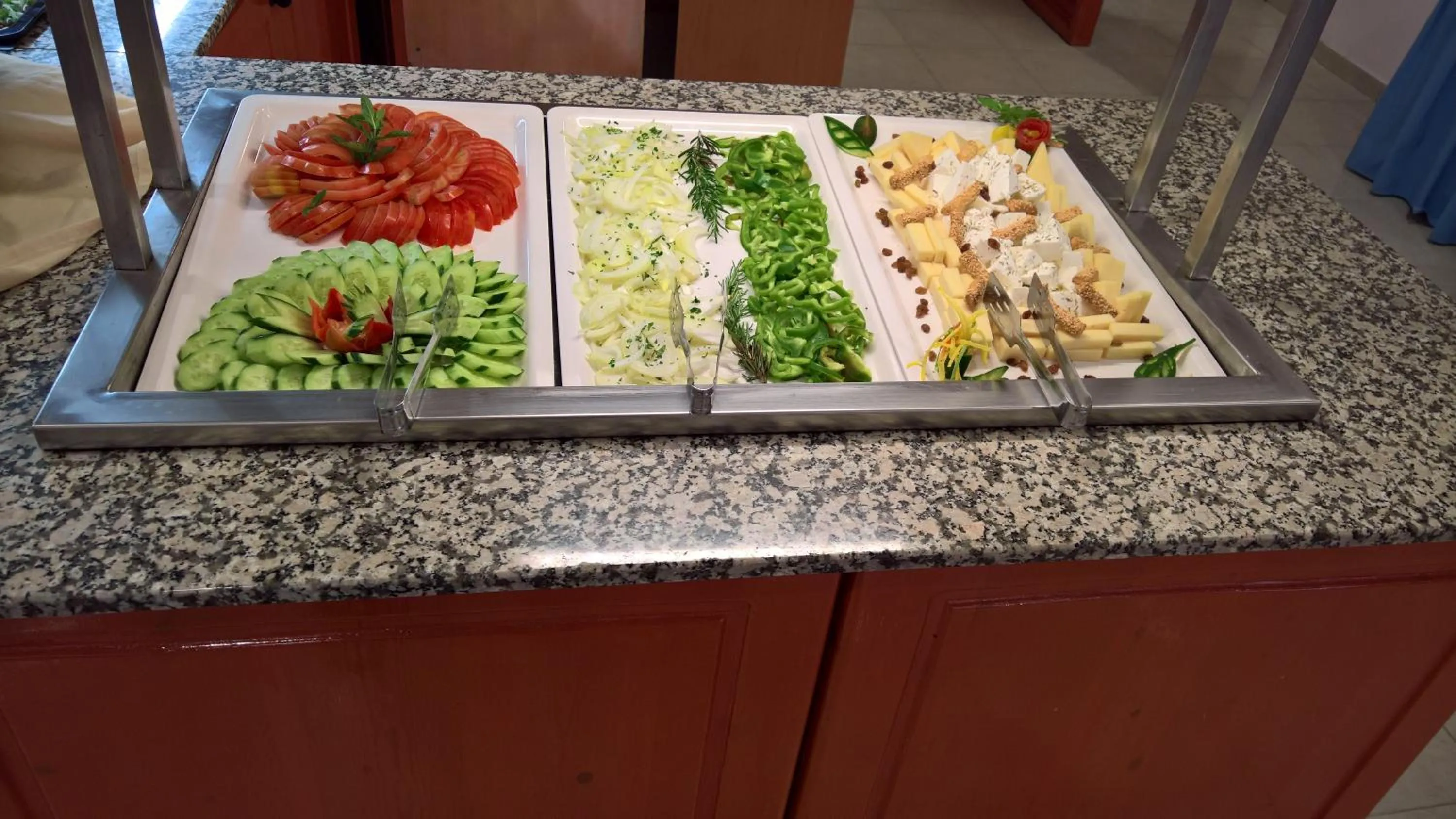 Food in Romantza Mare