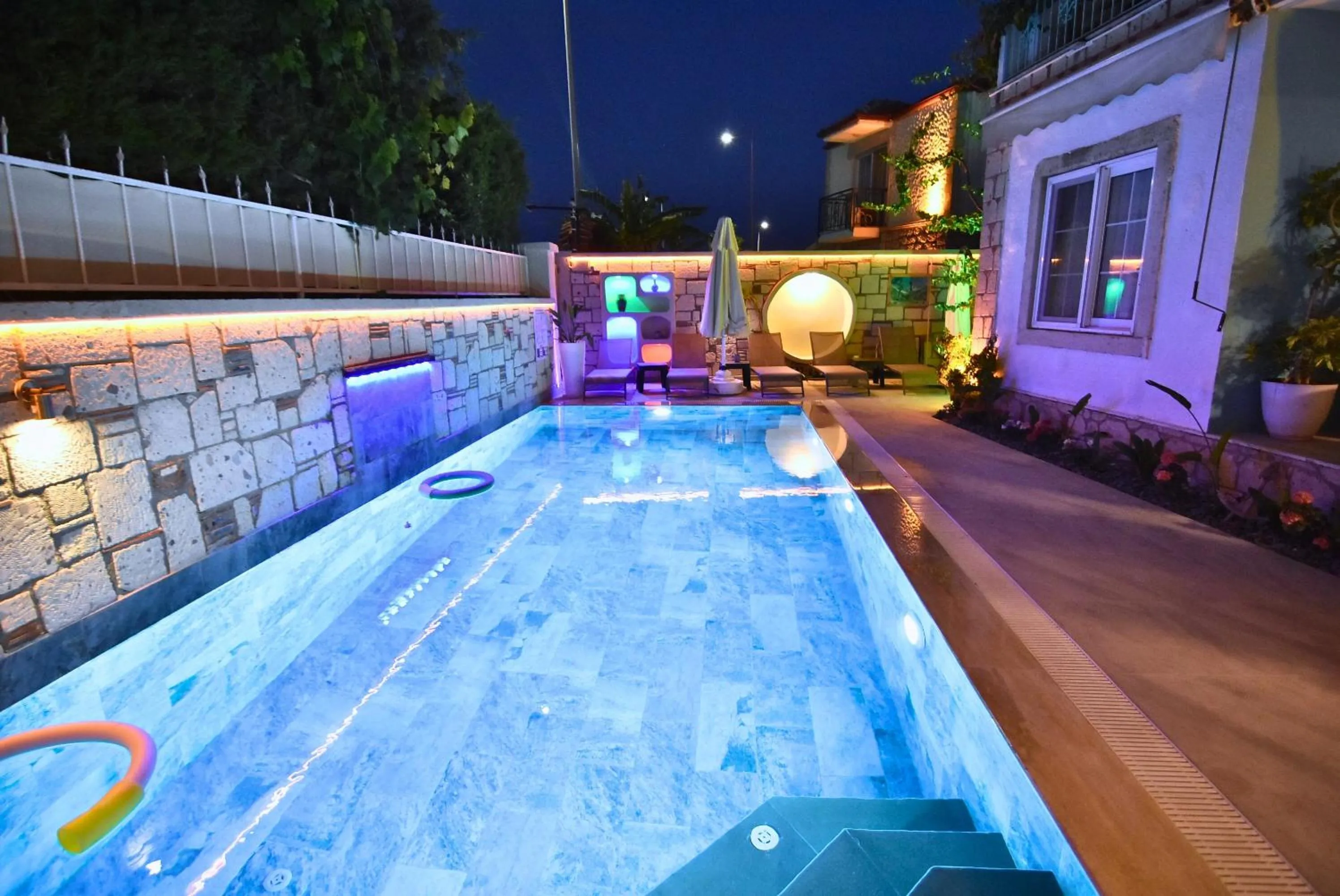 Swimming pool in Degirmenli Konak Hotel