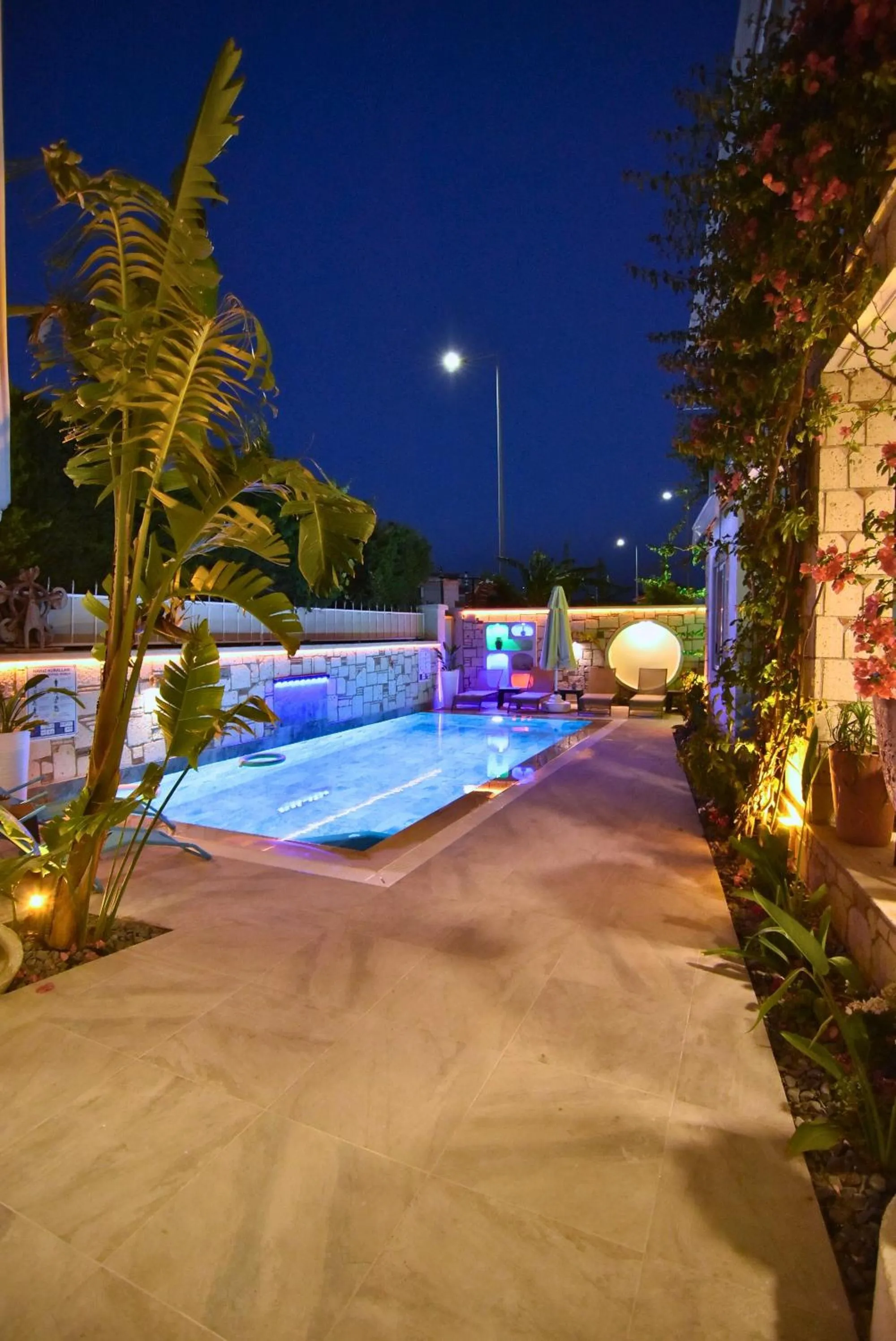 Night in Degirmenli Konak Hotel