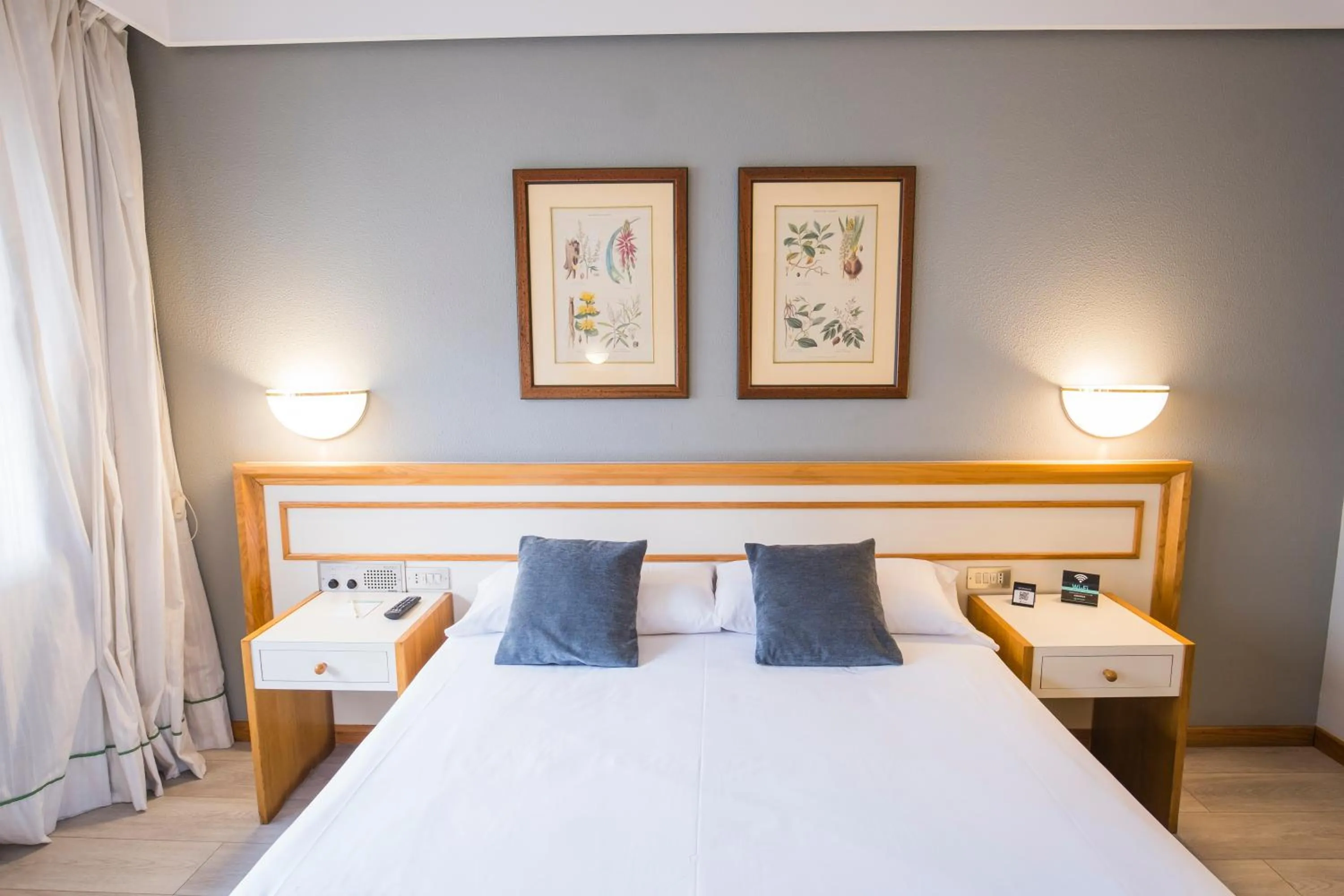 Bedroom, Bed in Hotel Alda Boiro