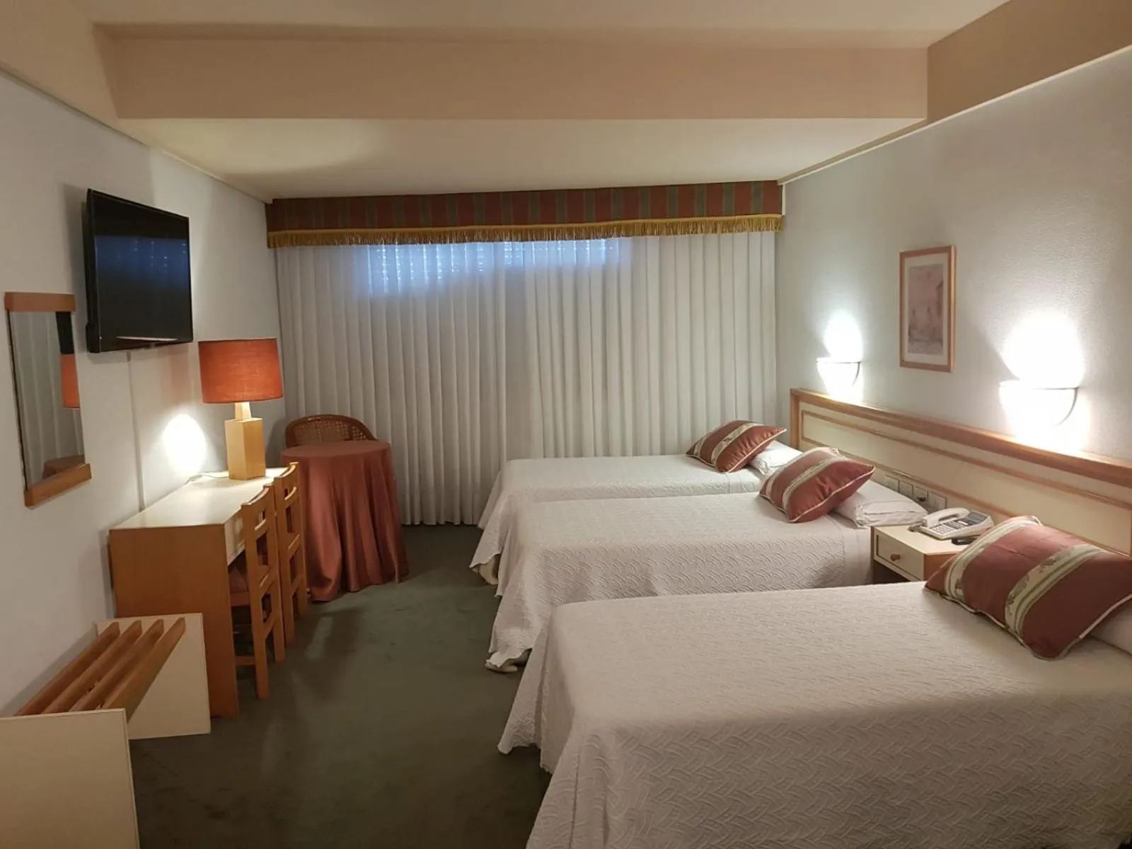 Photo of the whole room, Bed in Hotel Jopi