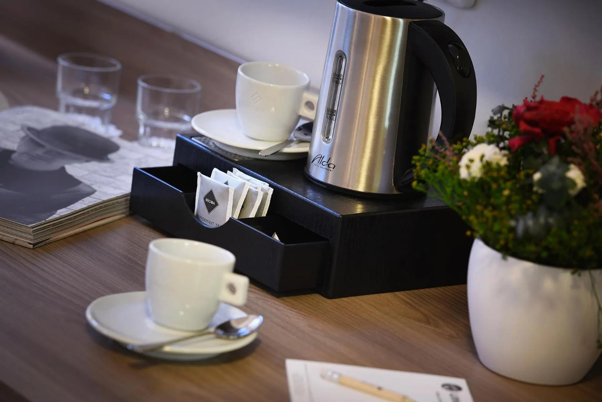 Coffee/tea facilities in Old Town Residence by Little King