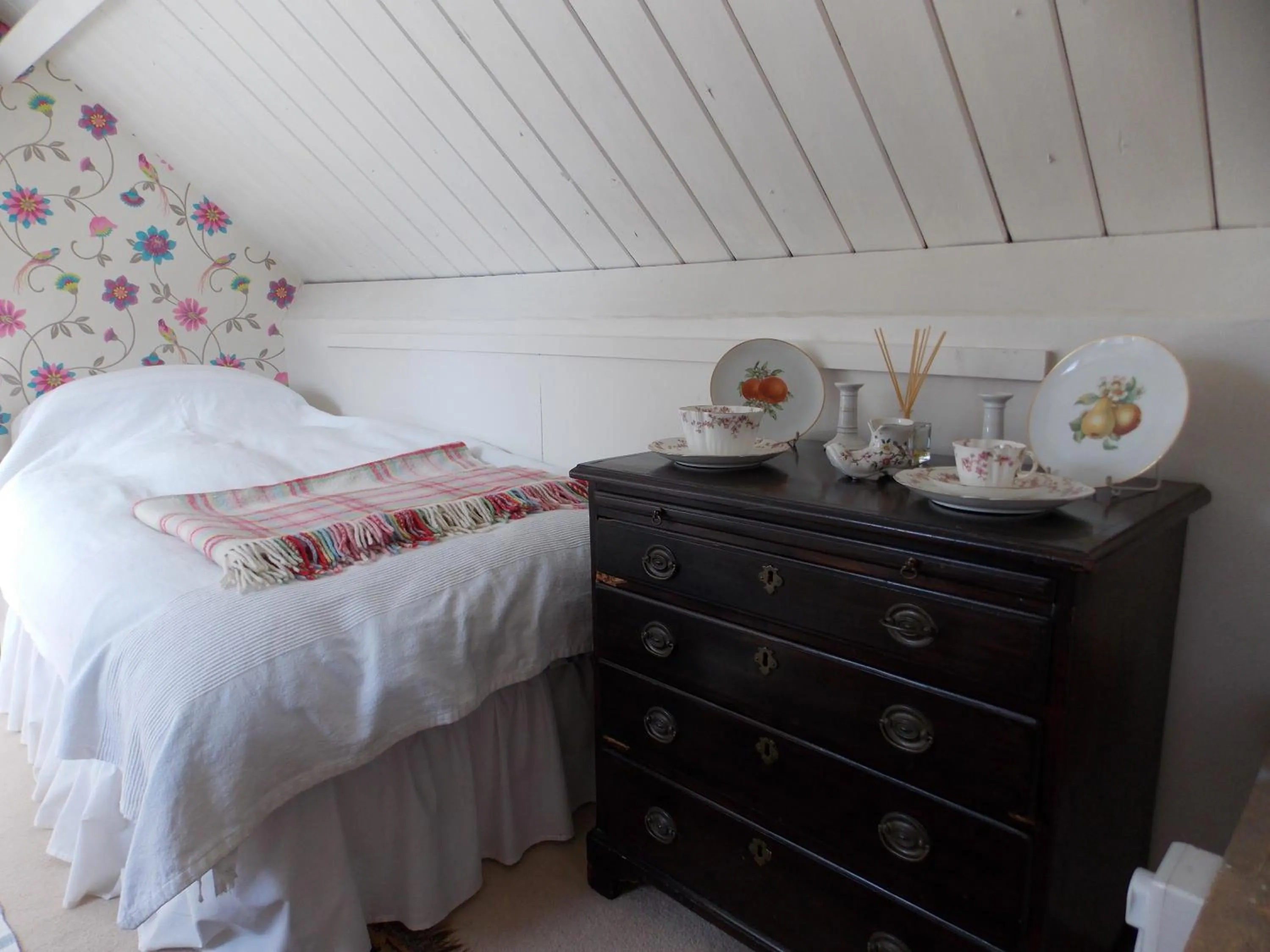 Bed in Cotswolds Mine Hill House