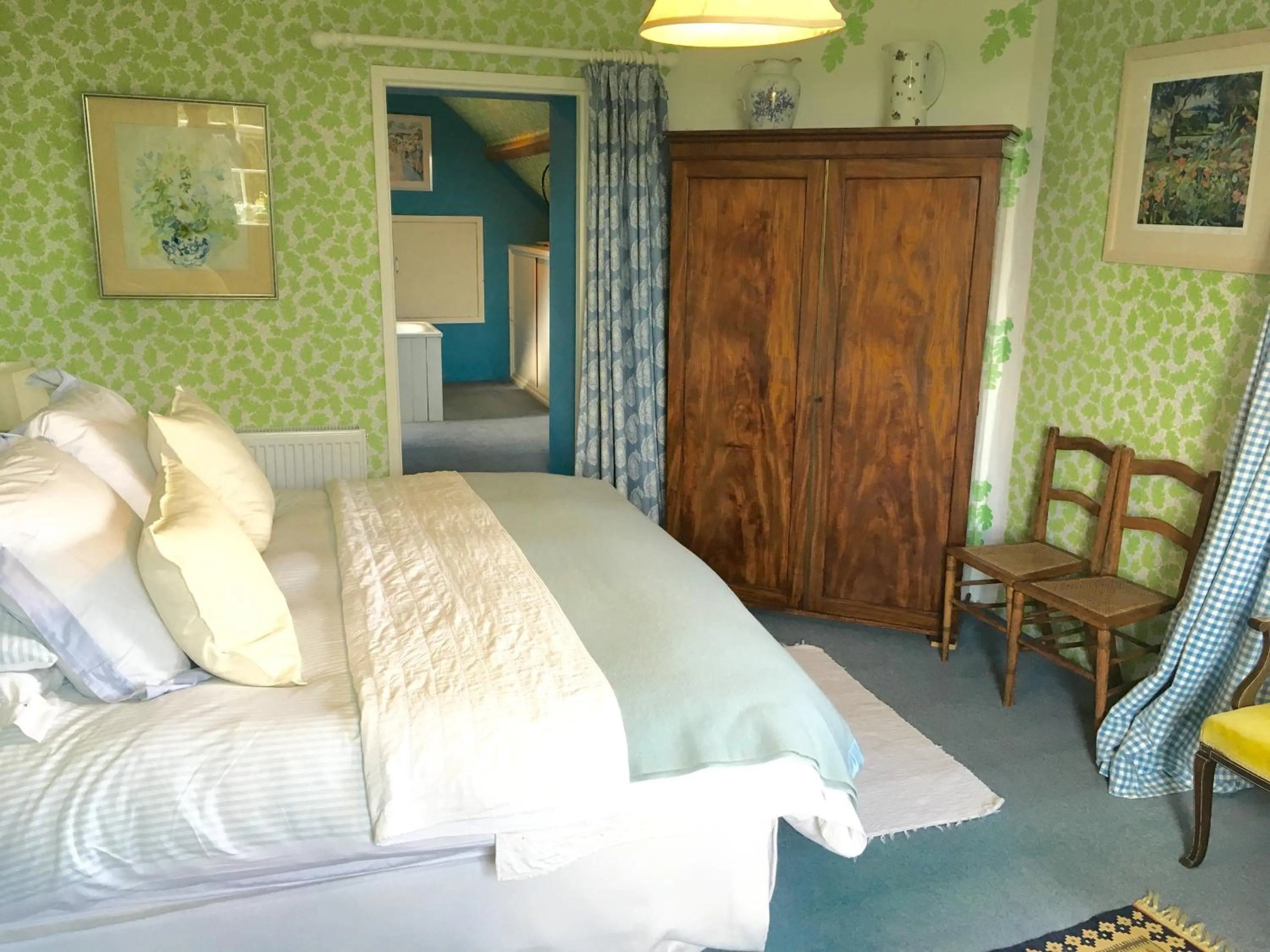 Property building in Cotswolds Mine Hill House