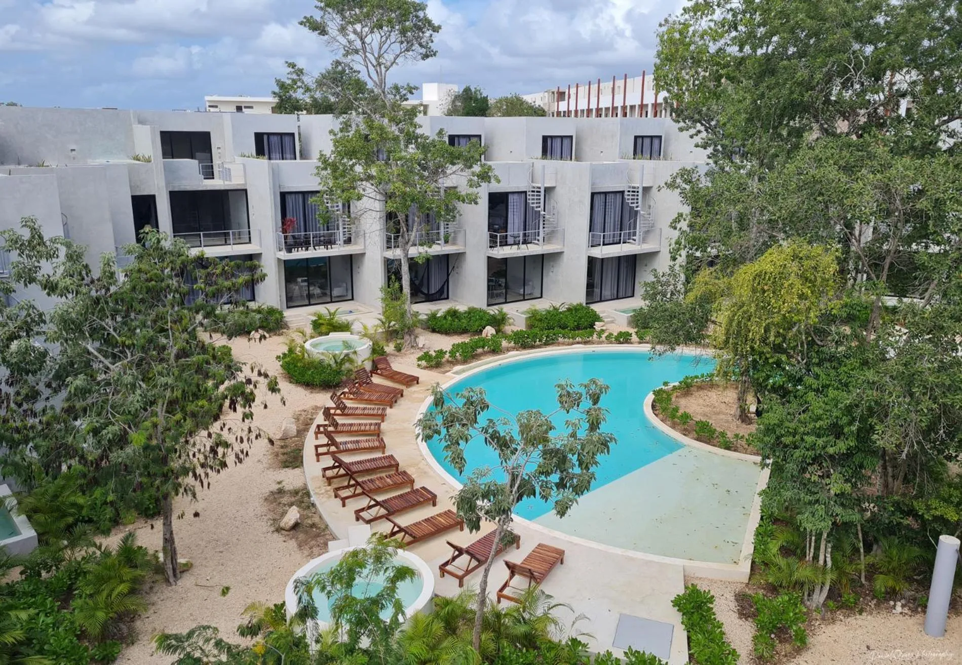 Swimming pool in Seremonia Selva by The Spot Rentals
