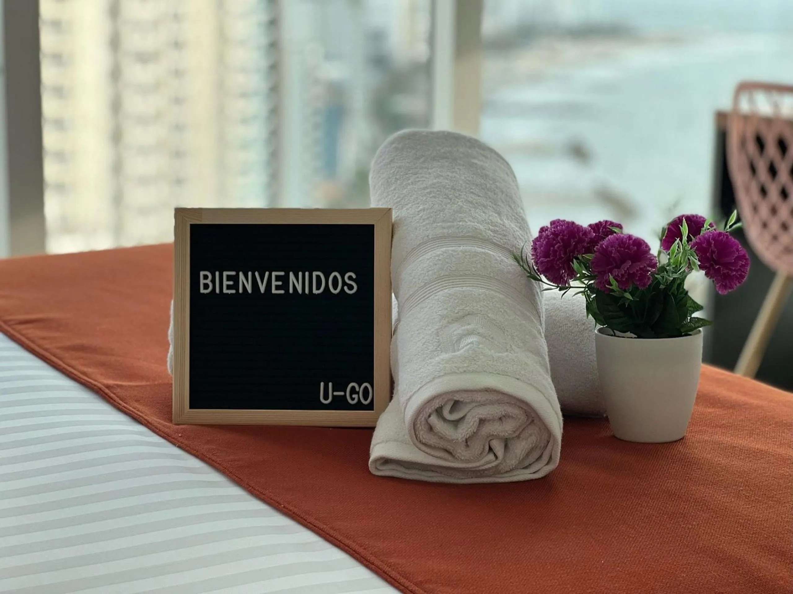 Photo of the whole room in U-GO Edificio Murano Elite Bocagrande Frente al Mar