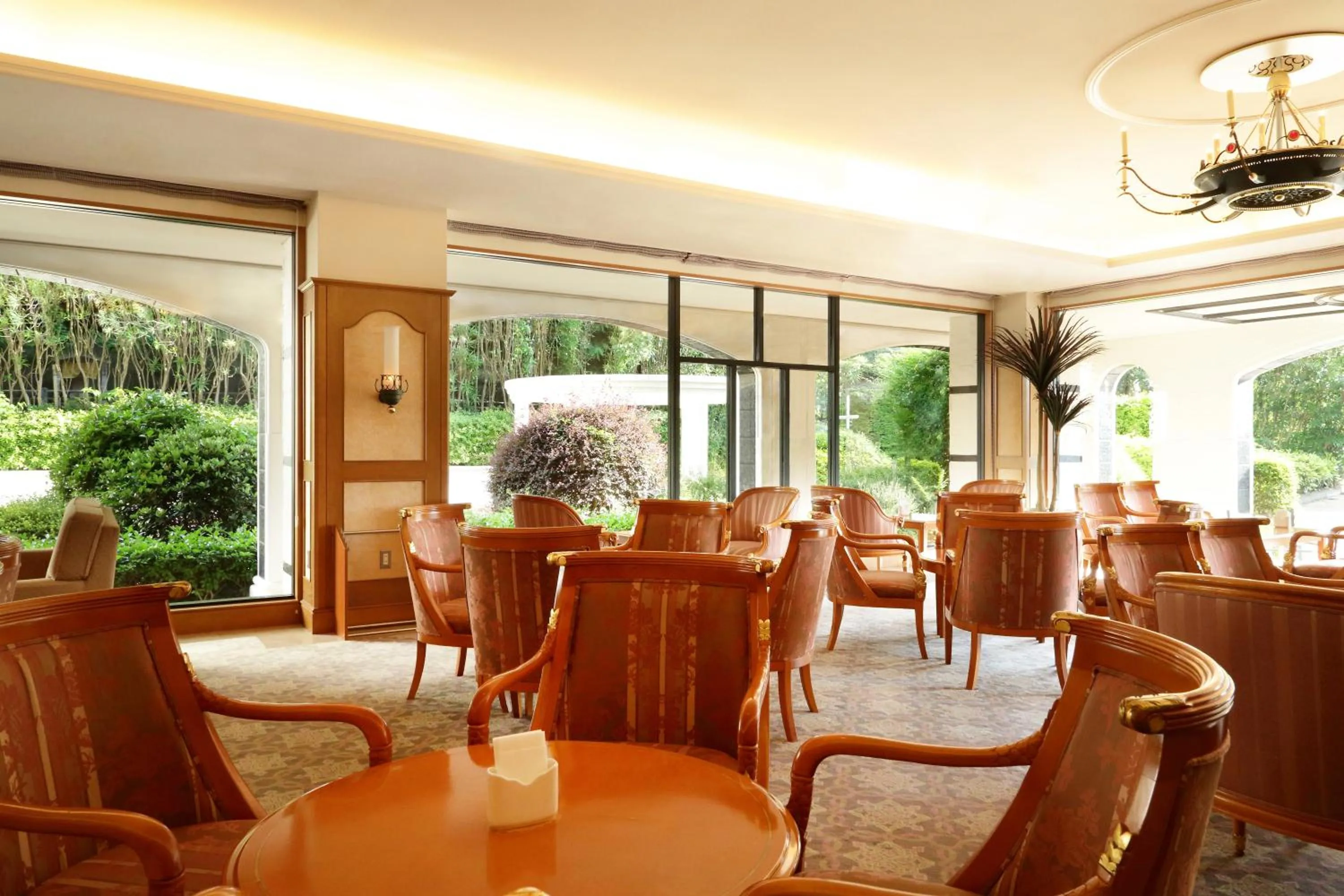 Lounge or bar in Hofu Grand Hotel