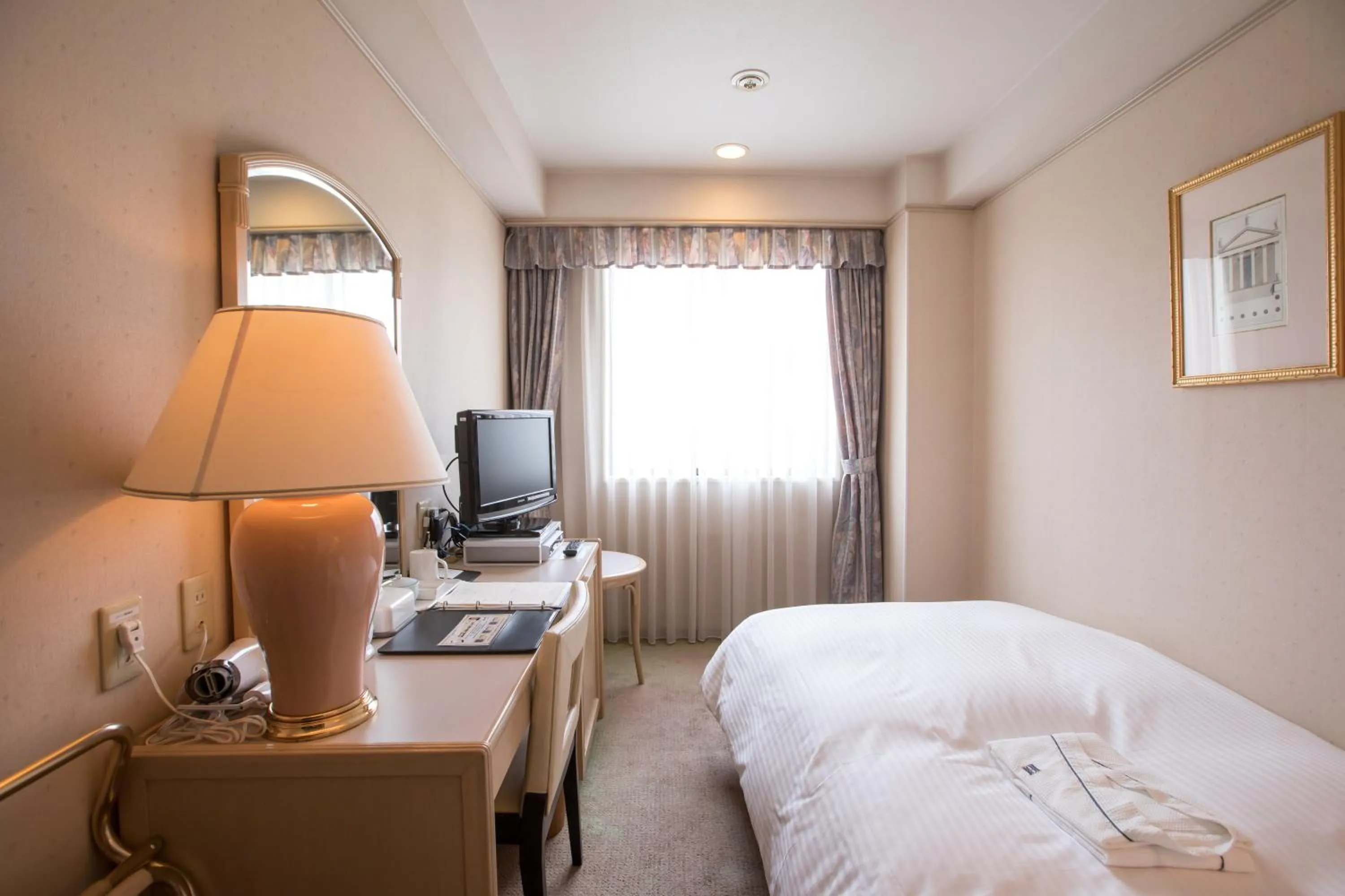 Photo of the whole room in Hofu Grand Hotel