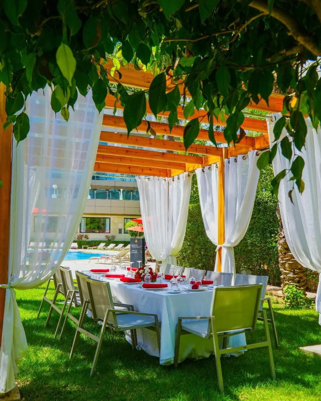 Royal Tulip City Center