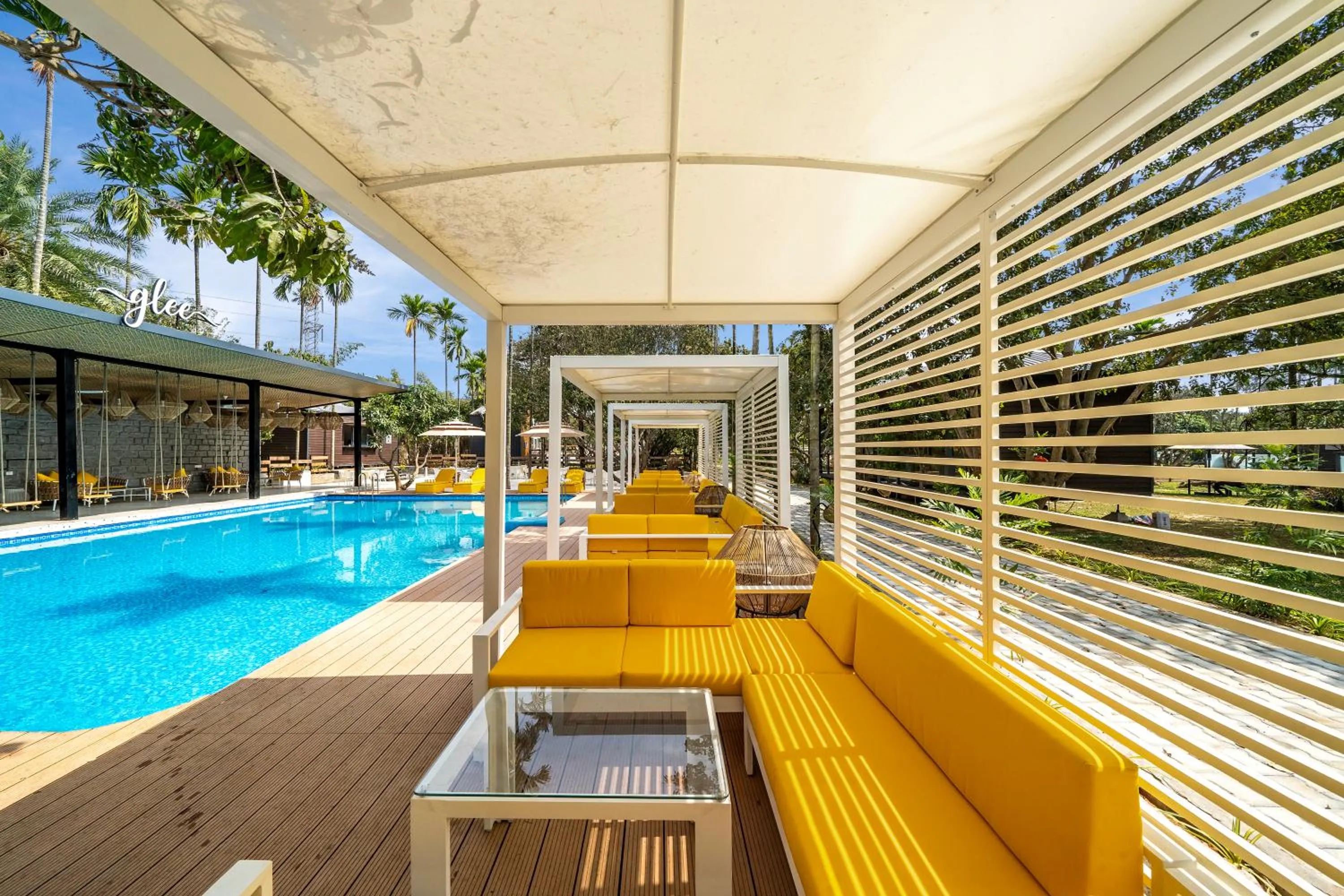 Swimming pool in Glamp Wilderness