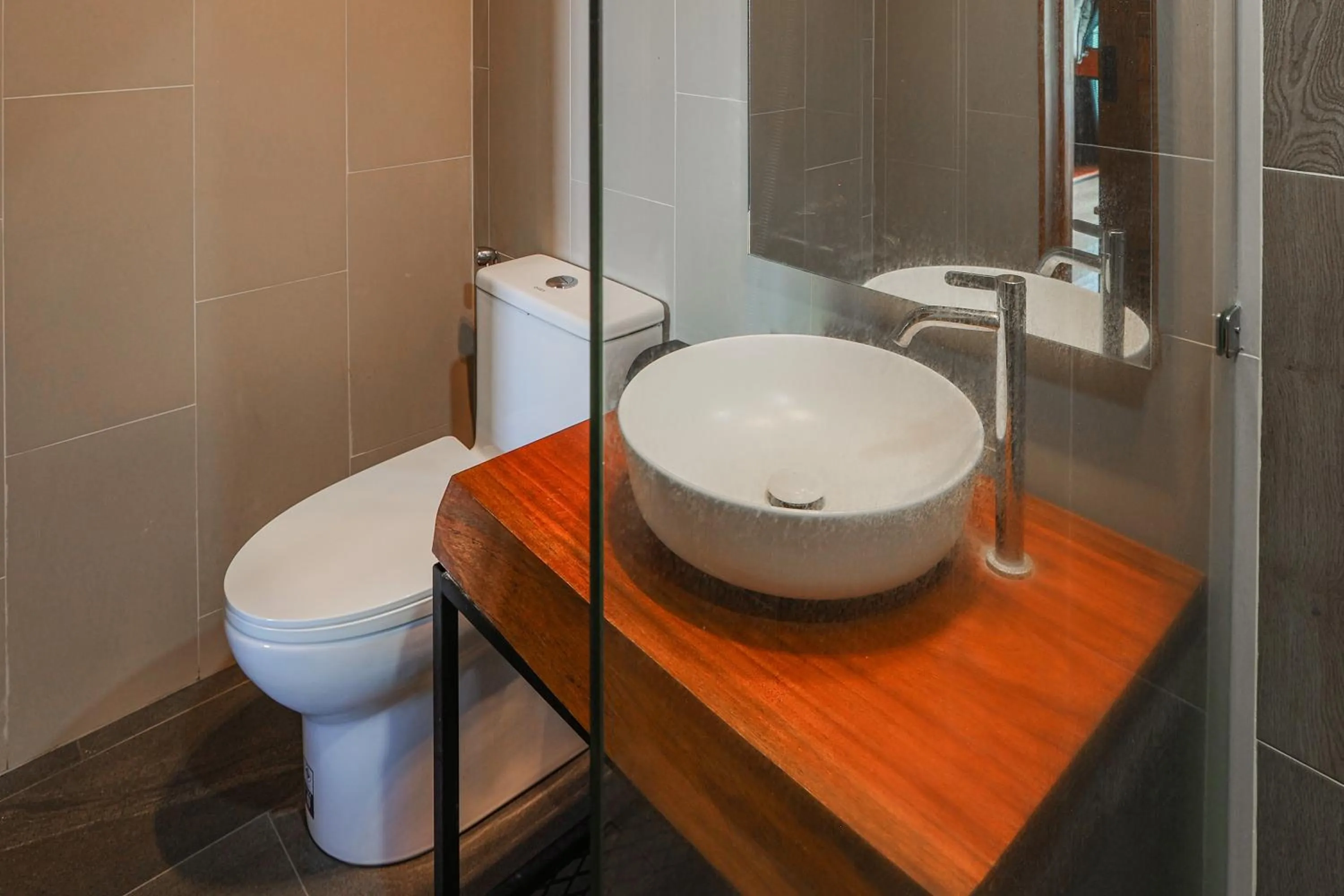 Bathroom in Pha Lae Tawan@Siray