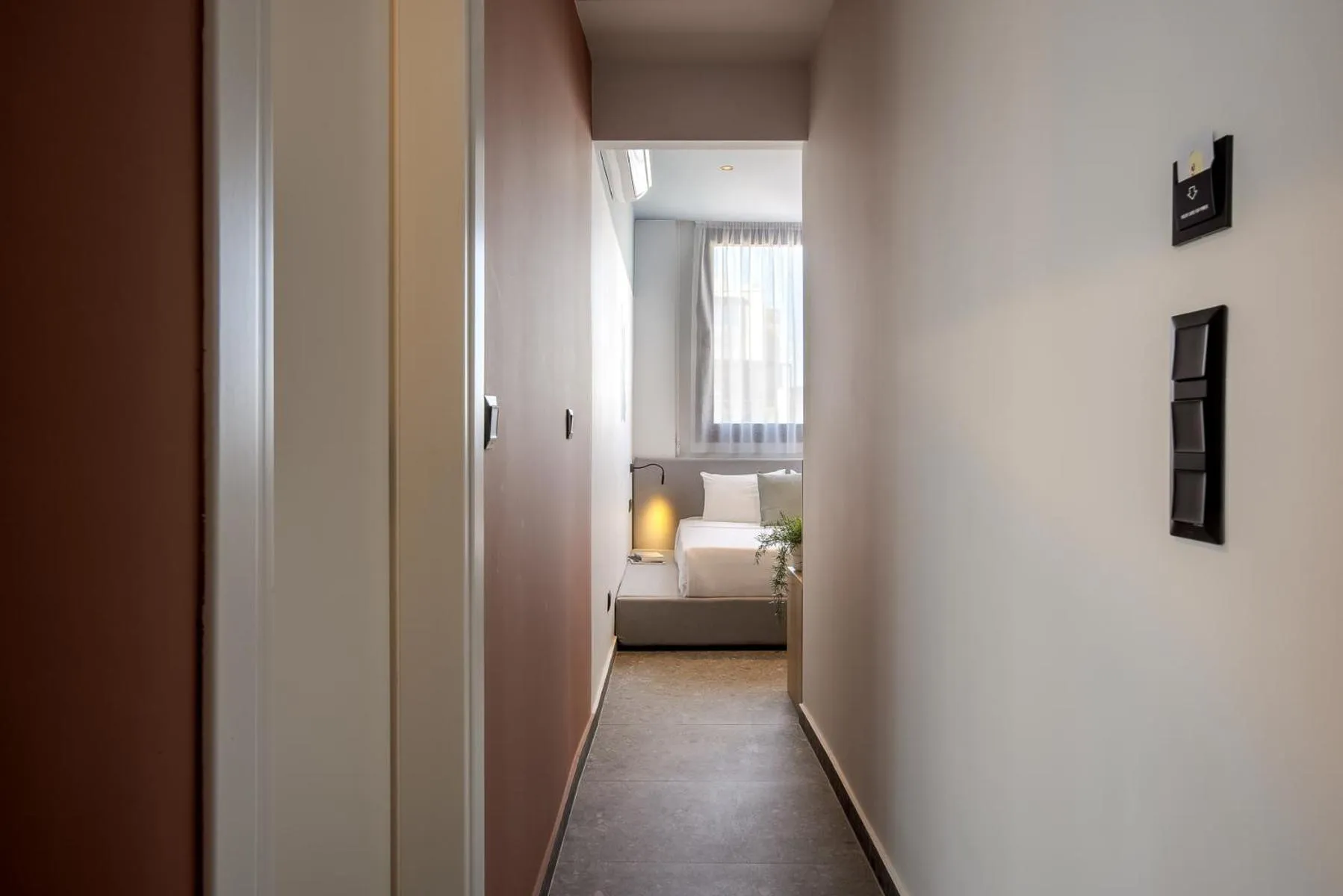 Photo of the whole room, Bed in Bonnie Athens by Nin&Bau