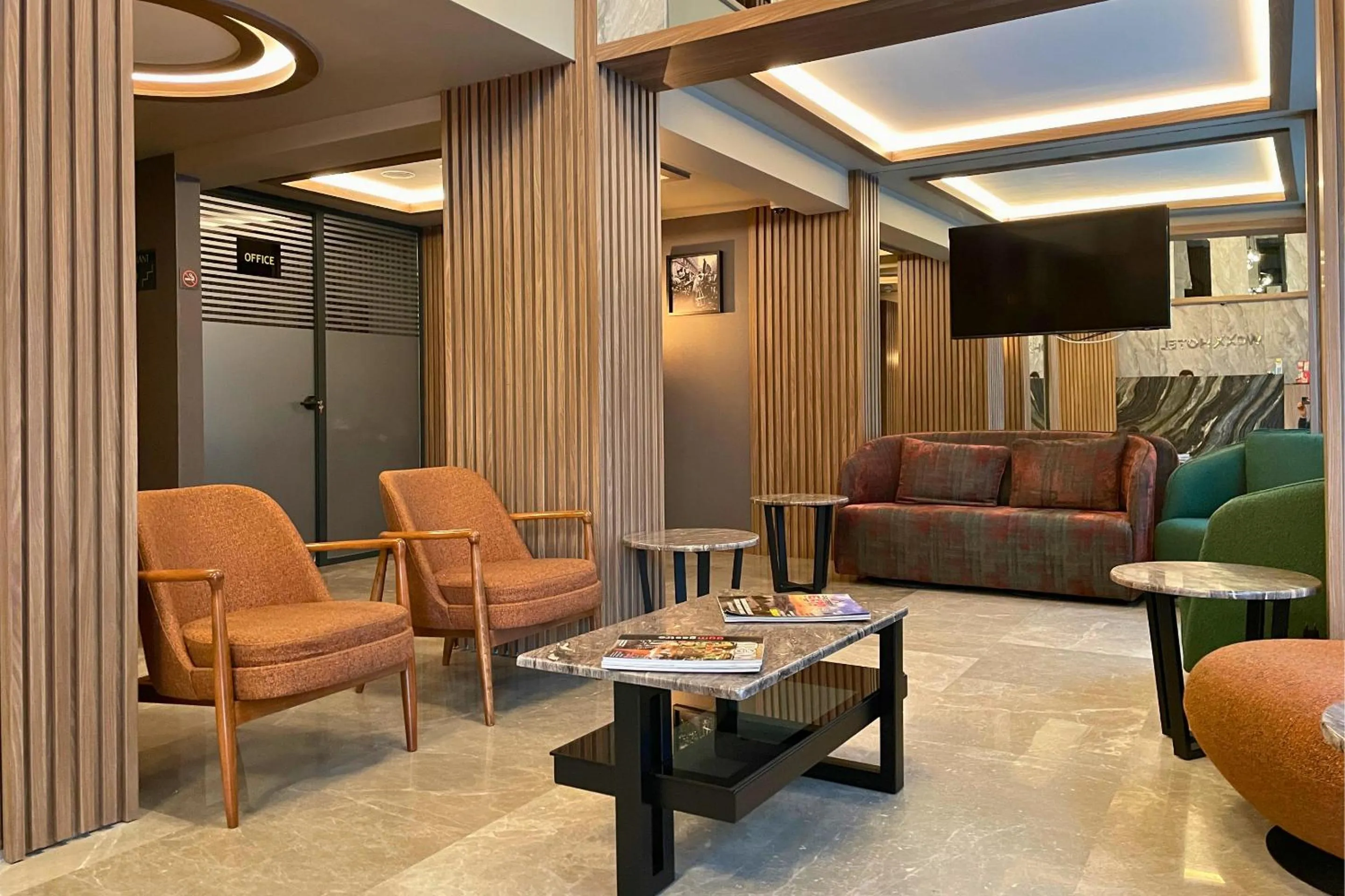 Lobby or reception in Woxx Hotel