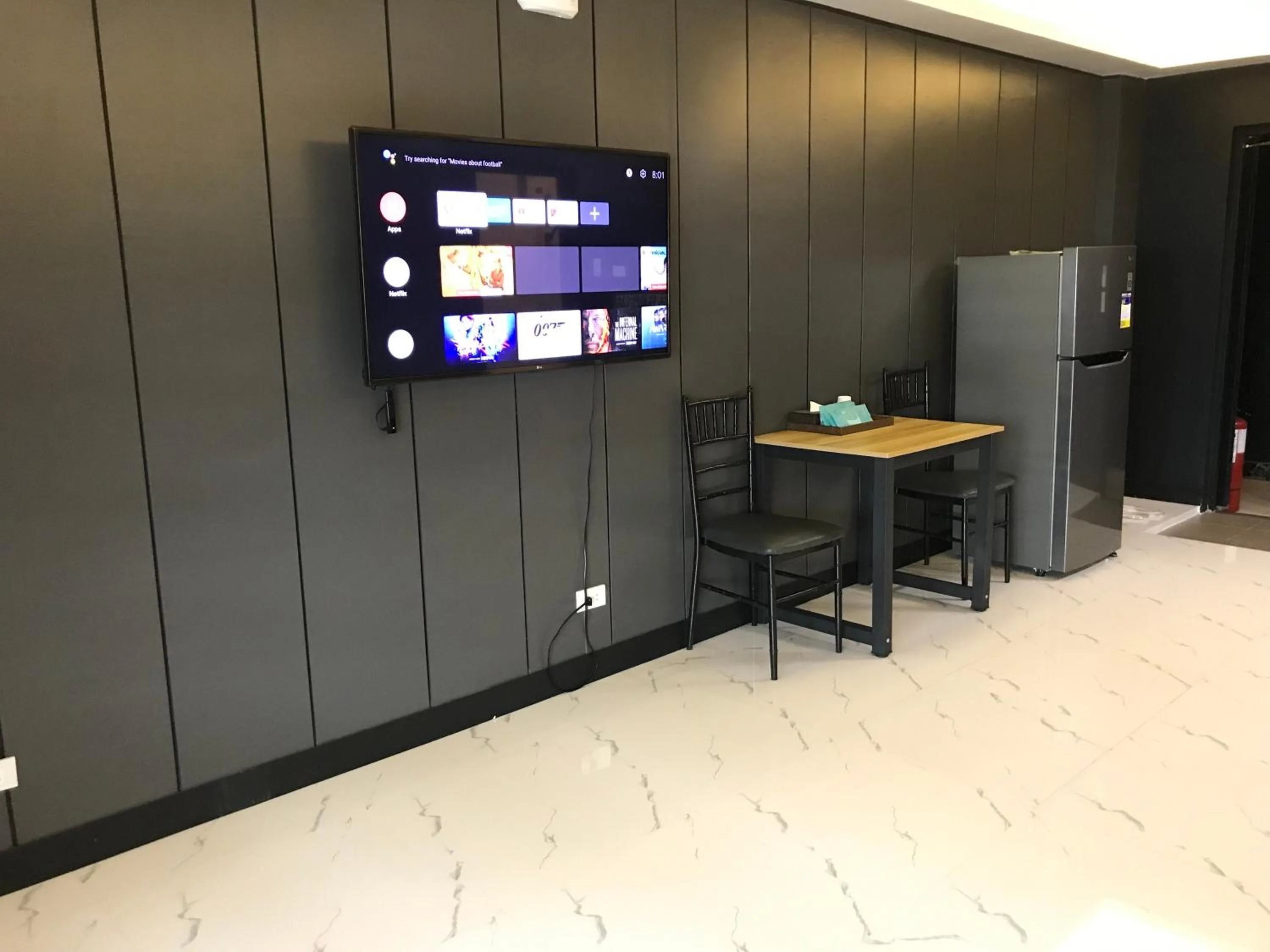 TV and multimedia in Clark CU Hotel