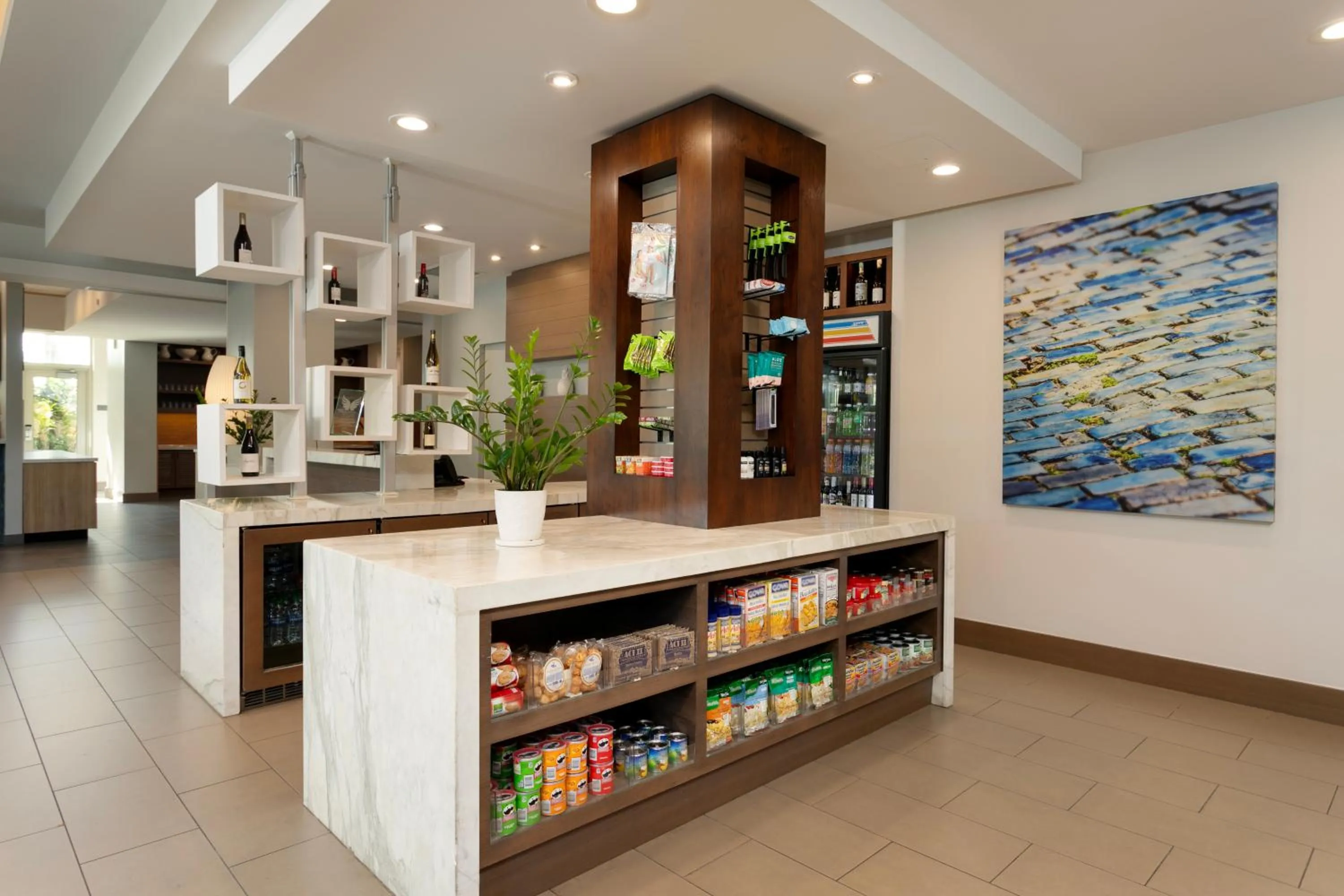 Restaurant/places to eat in Hyatt House San Juan