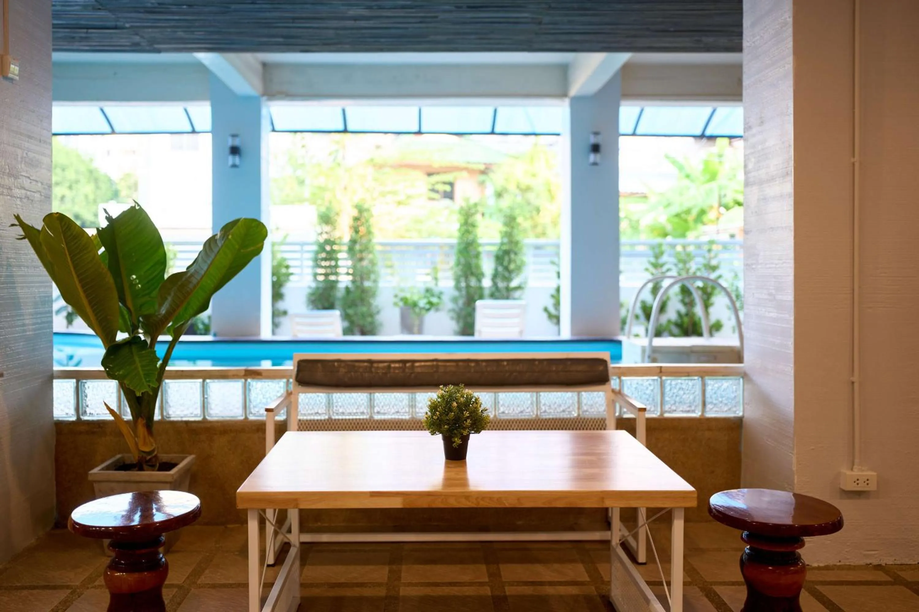 Lobby or reception in Thapae60 Mini Hotel