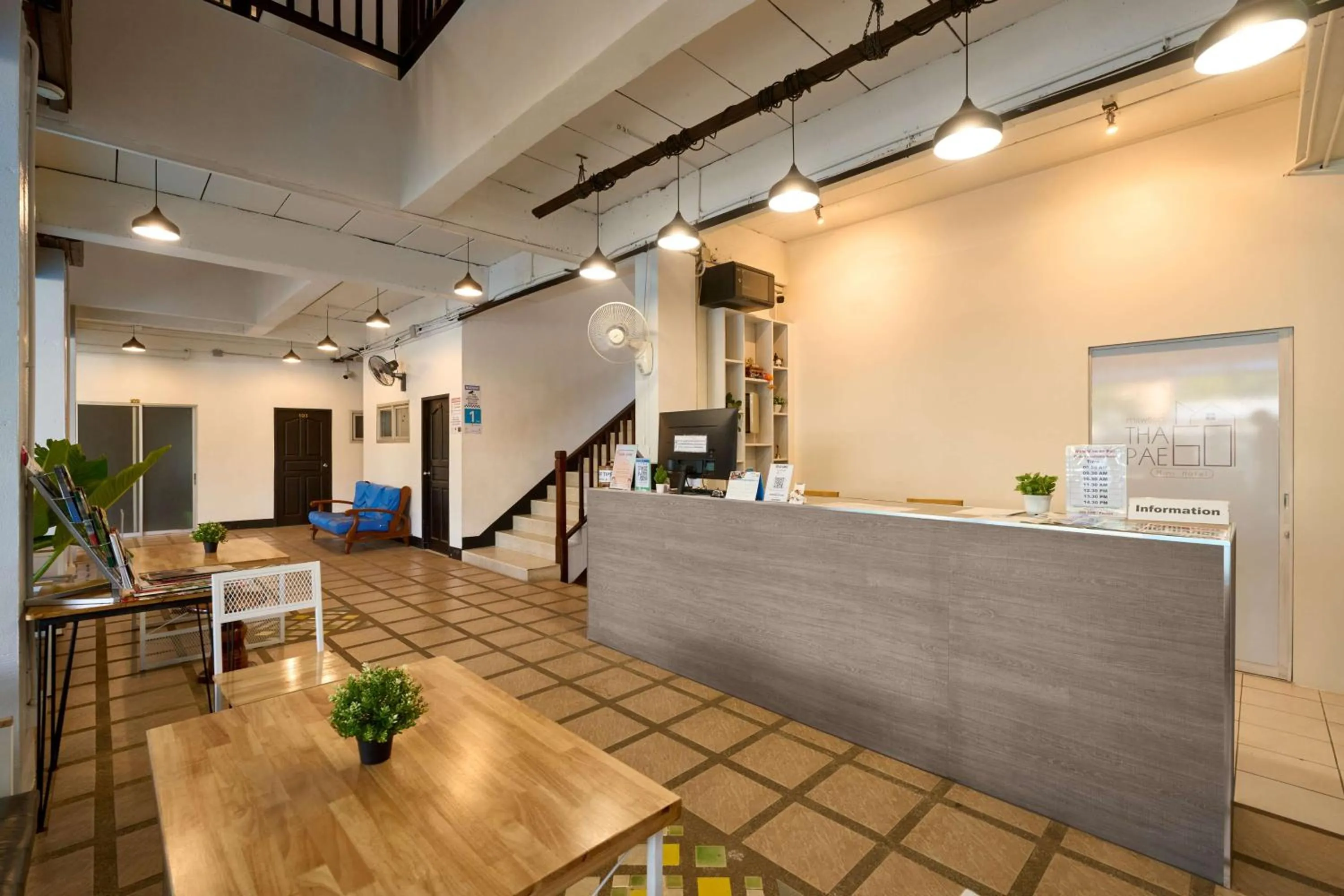 Lobby or reception in Thapae60 Mini Hotel