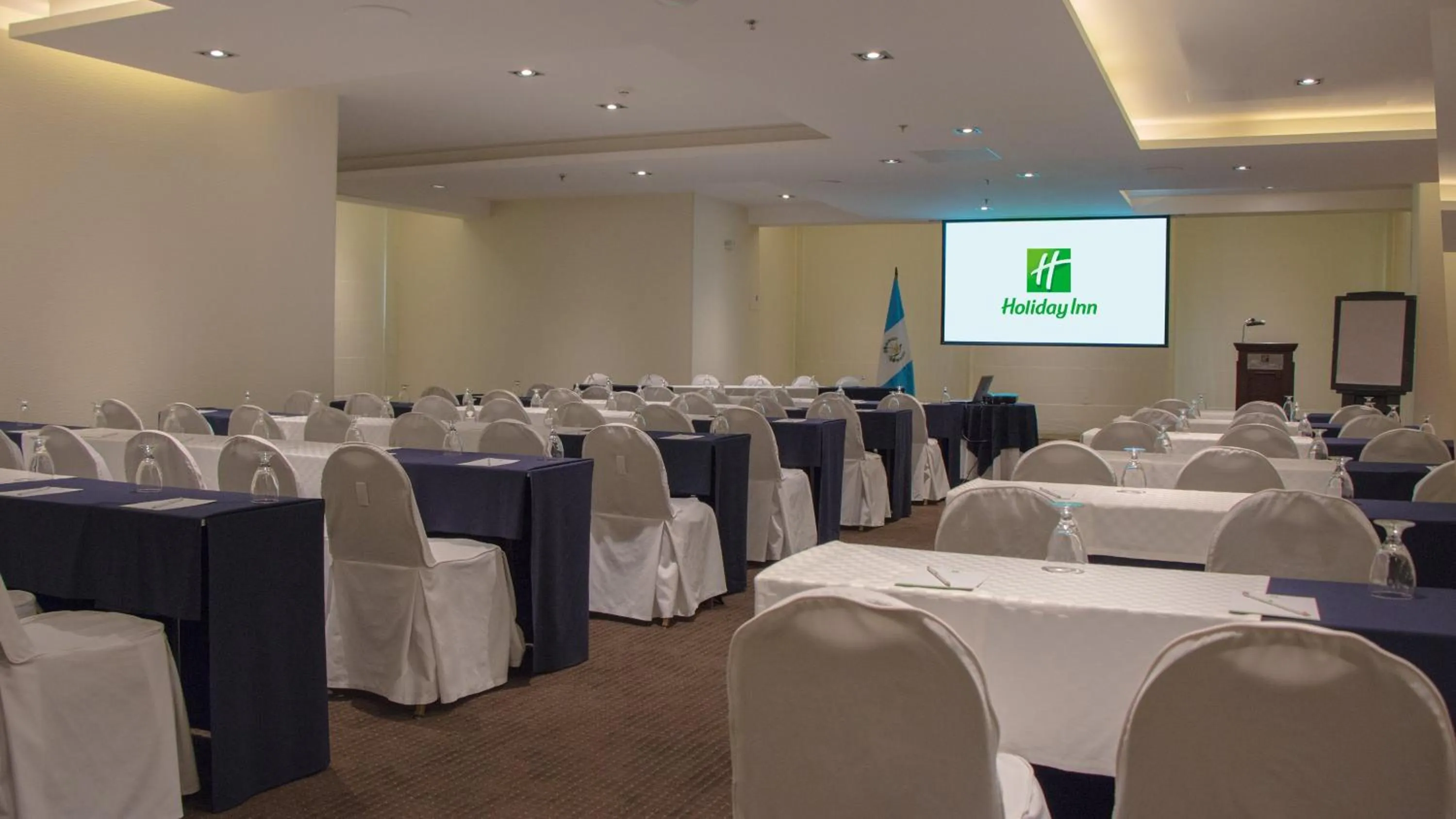 Meeting/conference room in Holiday Inn Guatemala by IHG