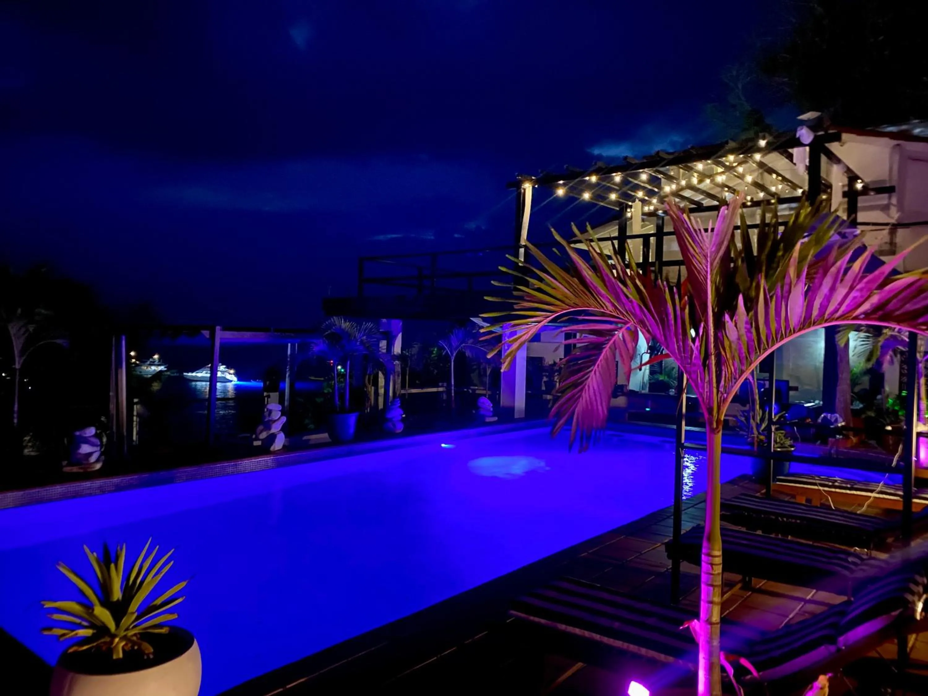 Night in Villa Condesa Del Mar