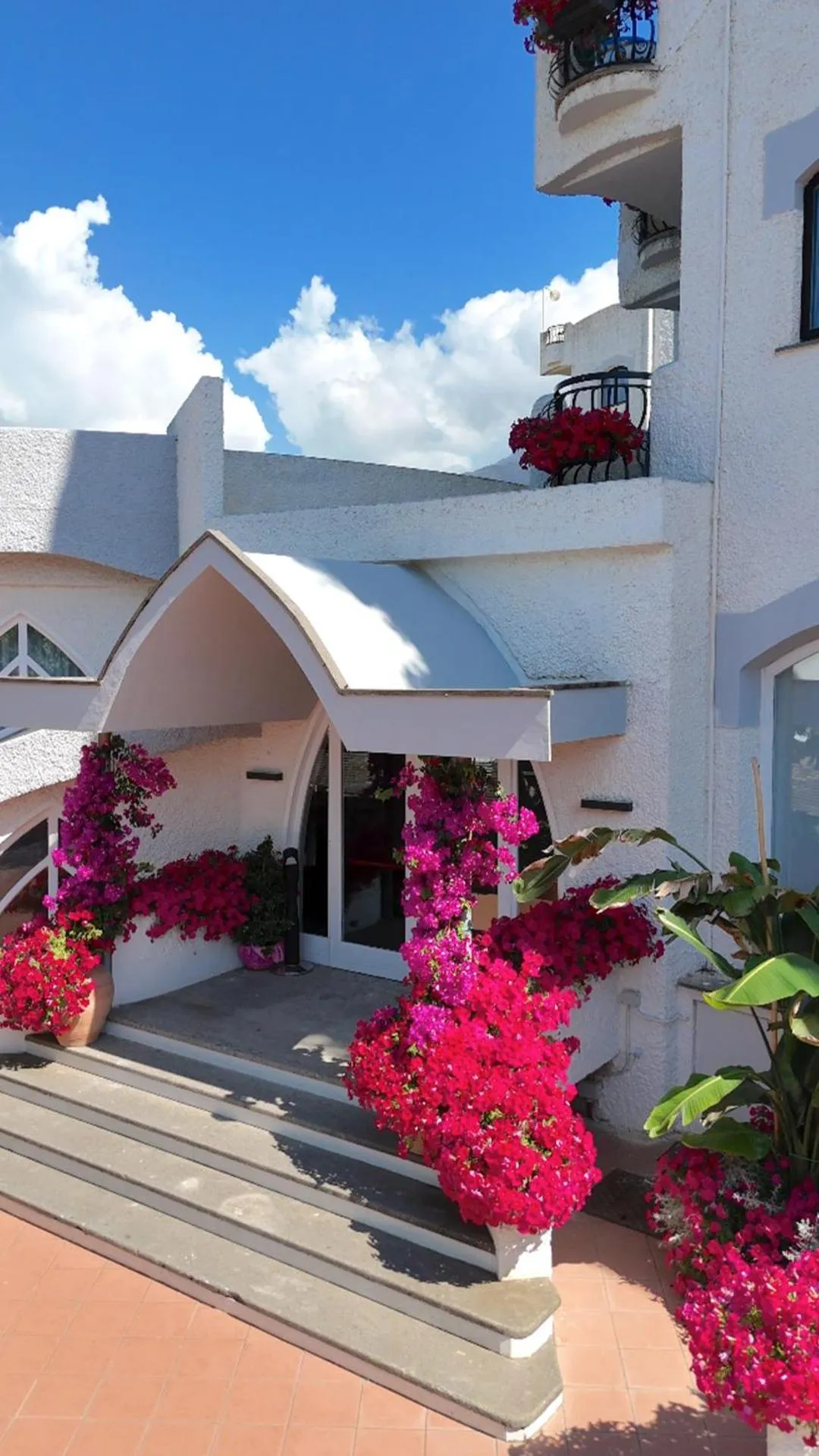 Property building in BAJAMAR BEACH HOTEL