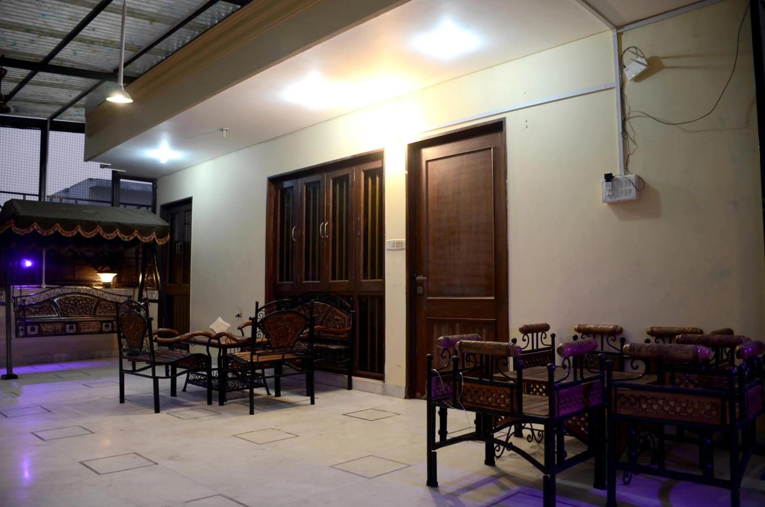 Deluxe Double or Twin Room - single occupancy in Mohini Home Stay