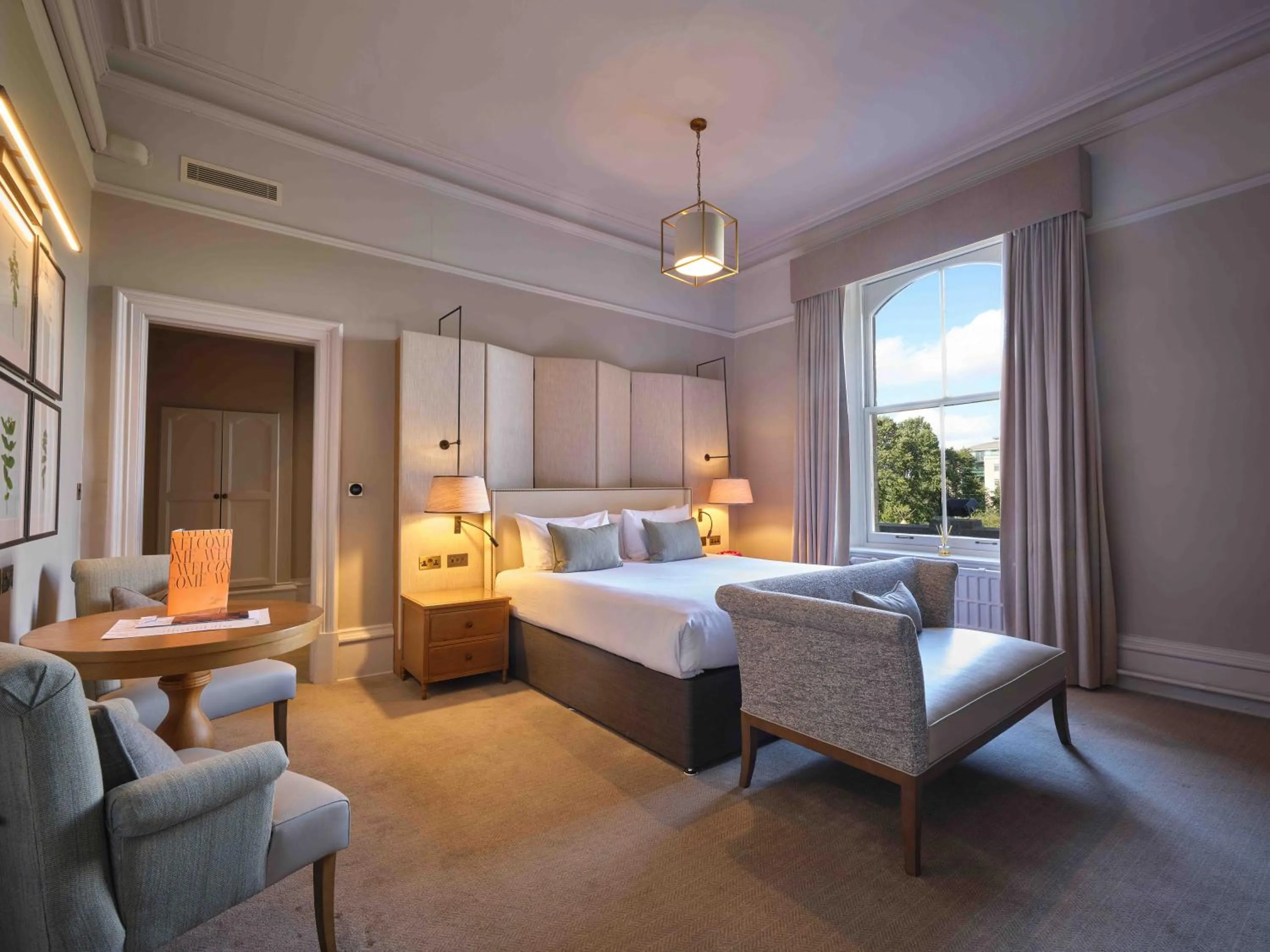 Bedroom, Bed in The Milner York