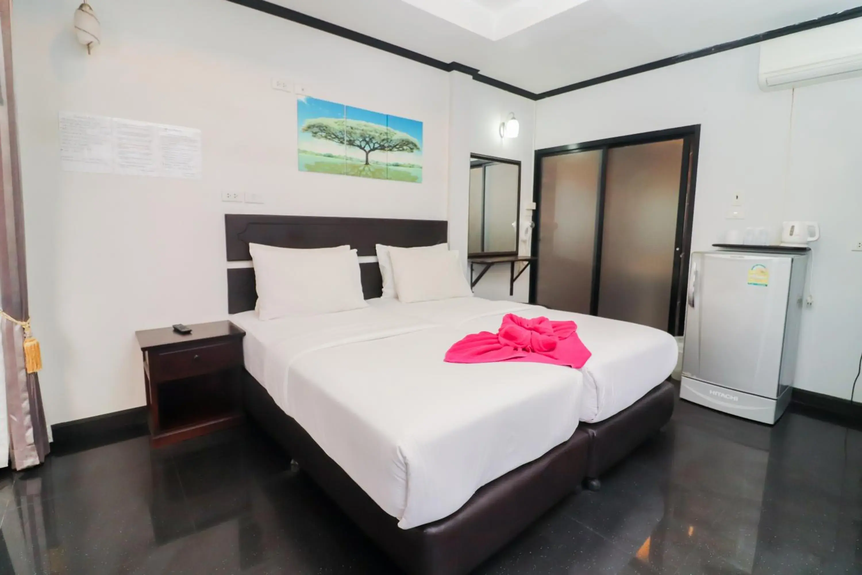 Deluxe Twin Room in Sinsamut Koh Samed Deluxe Twin Room in Sinsamut Koh Samed