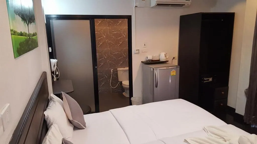 Bed in Sinsamut Koh Samed