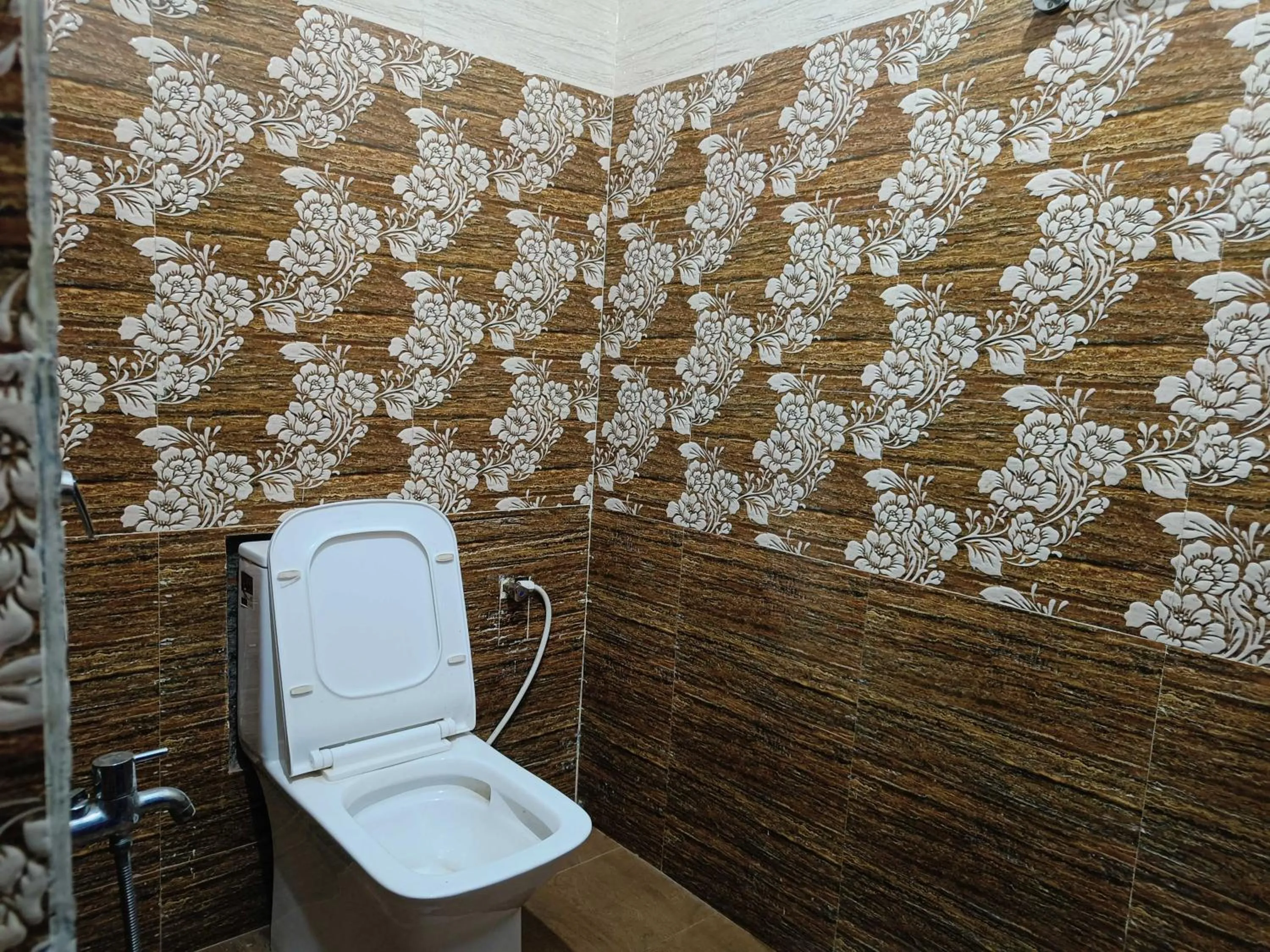 Bathroom in Hotel O Bismillah Hotel & Lodge