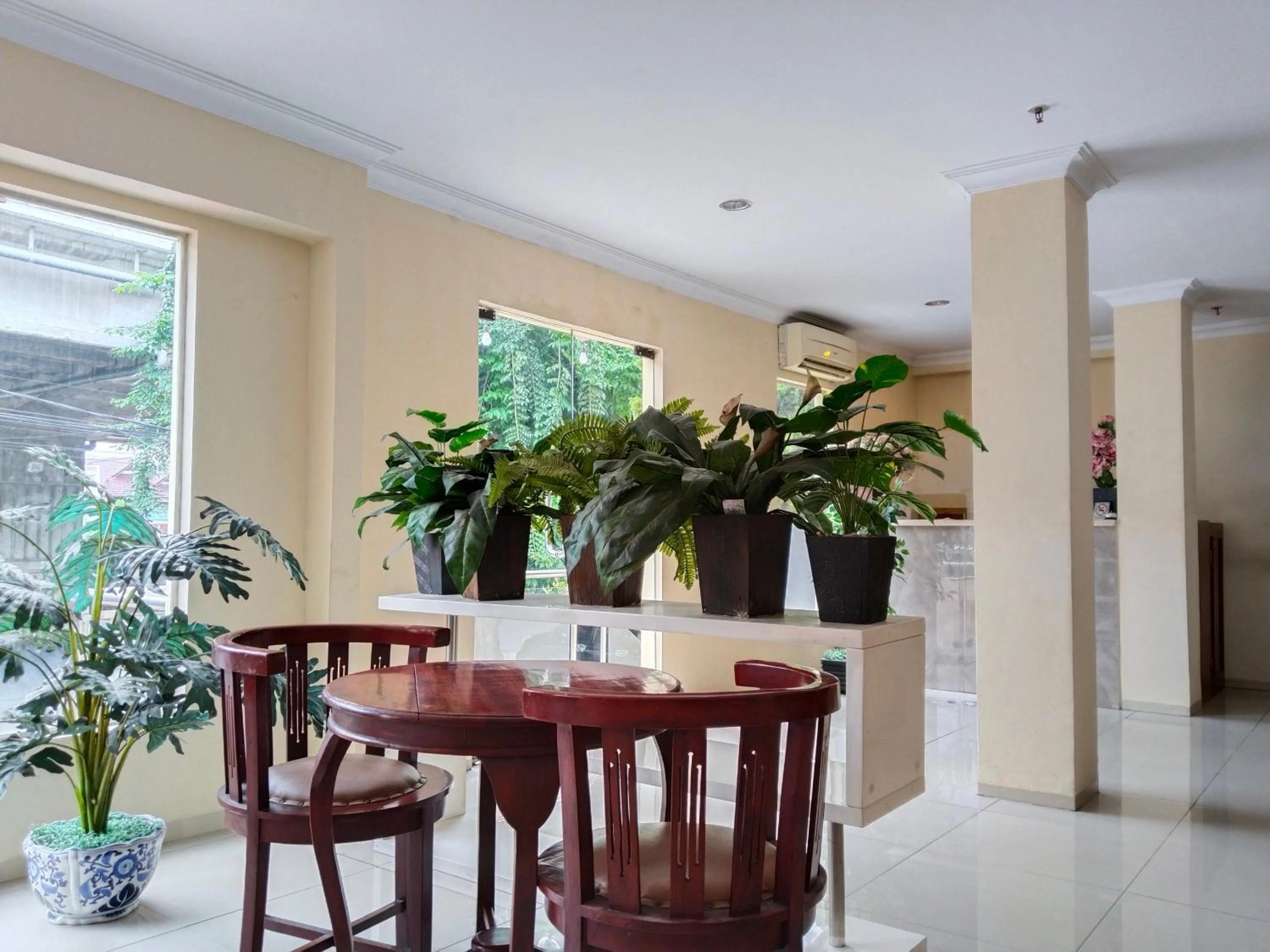 Metro Hotel Bekasi powered by Cocotel