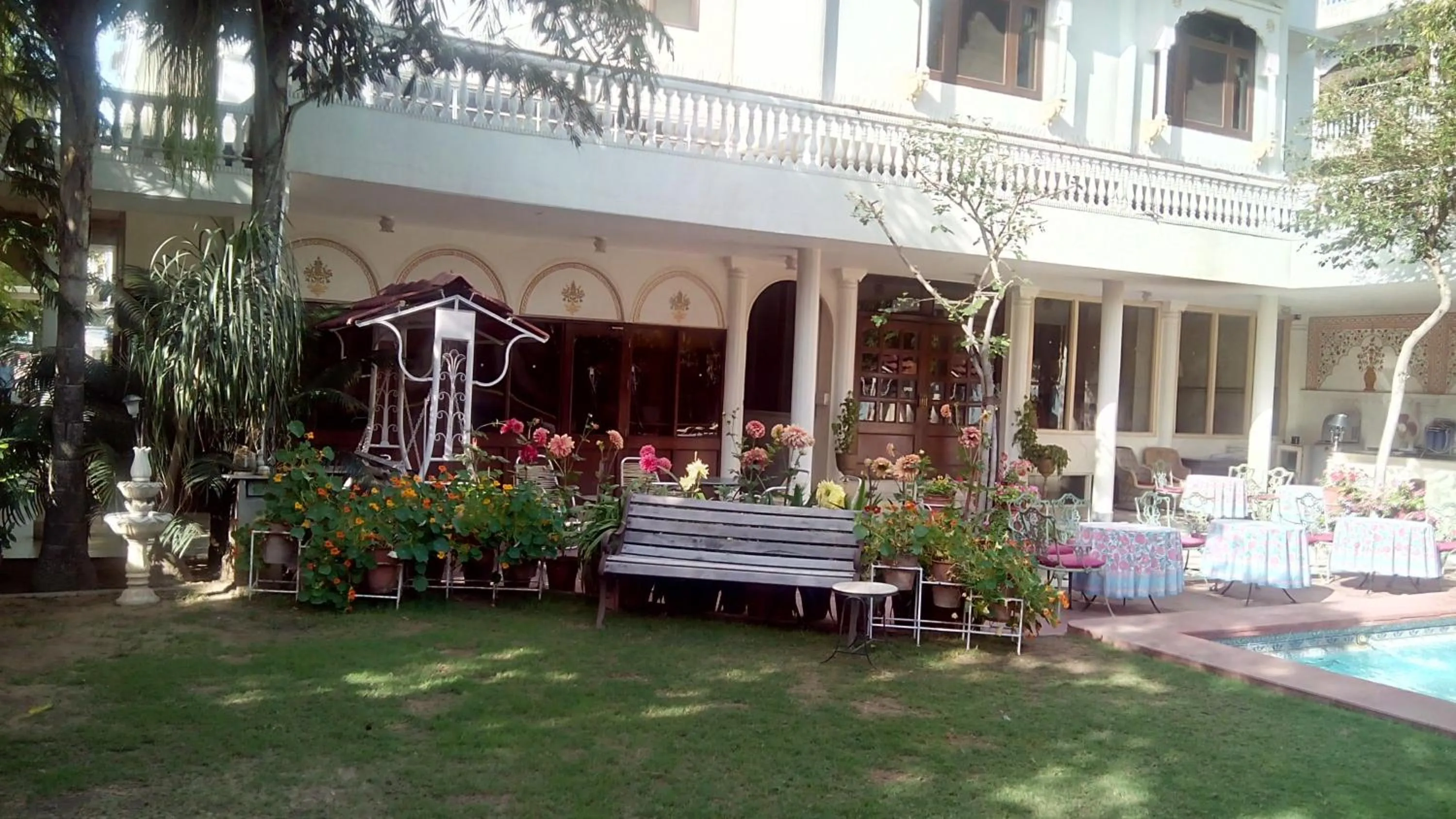 Garden in Hotel Meghniwas
