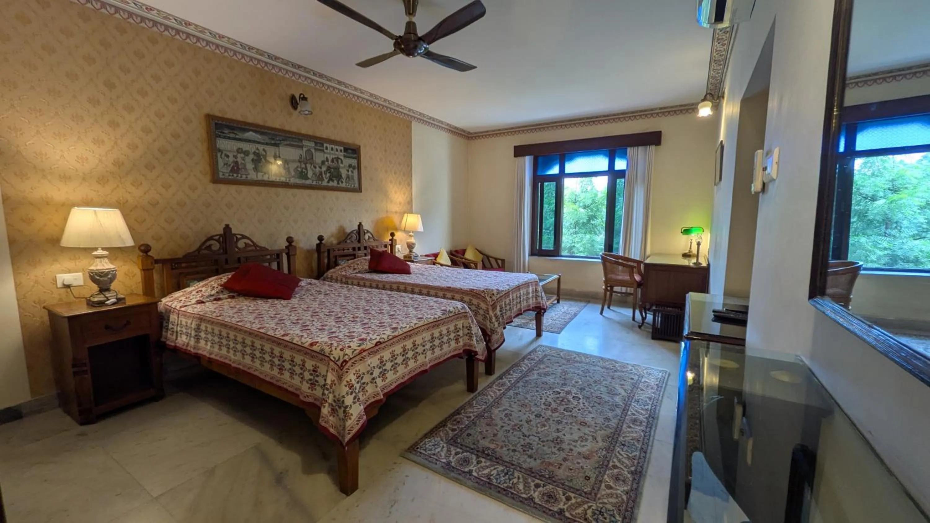 Bed in Hotel Meghniwas