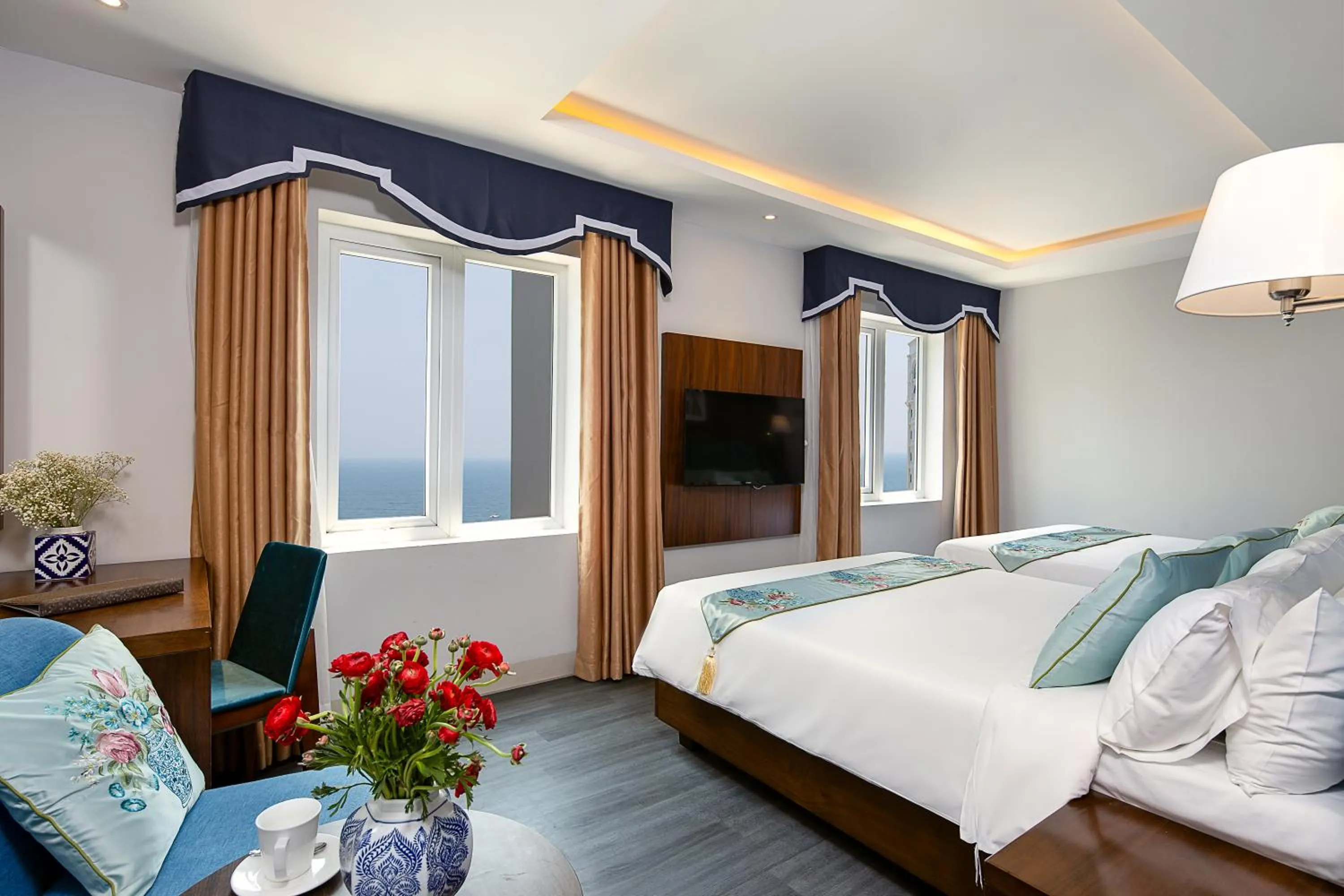 View (from property/room), Bed in TGT BEACH HOTEL