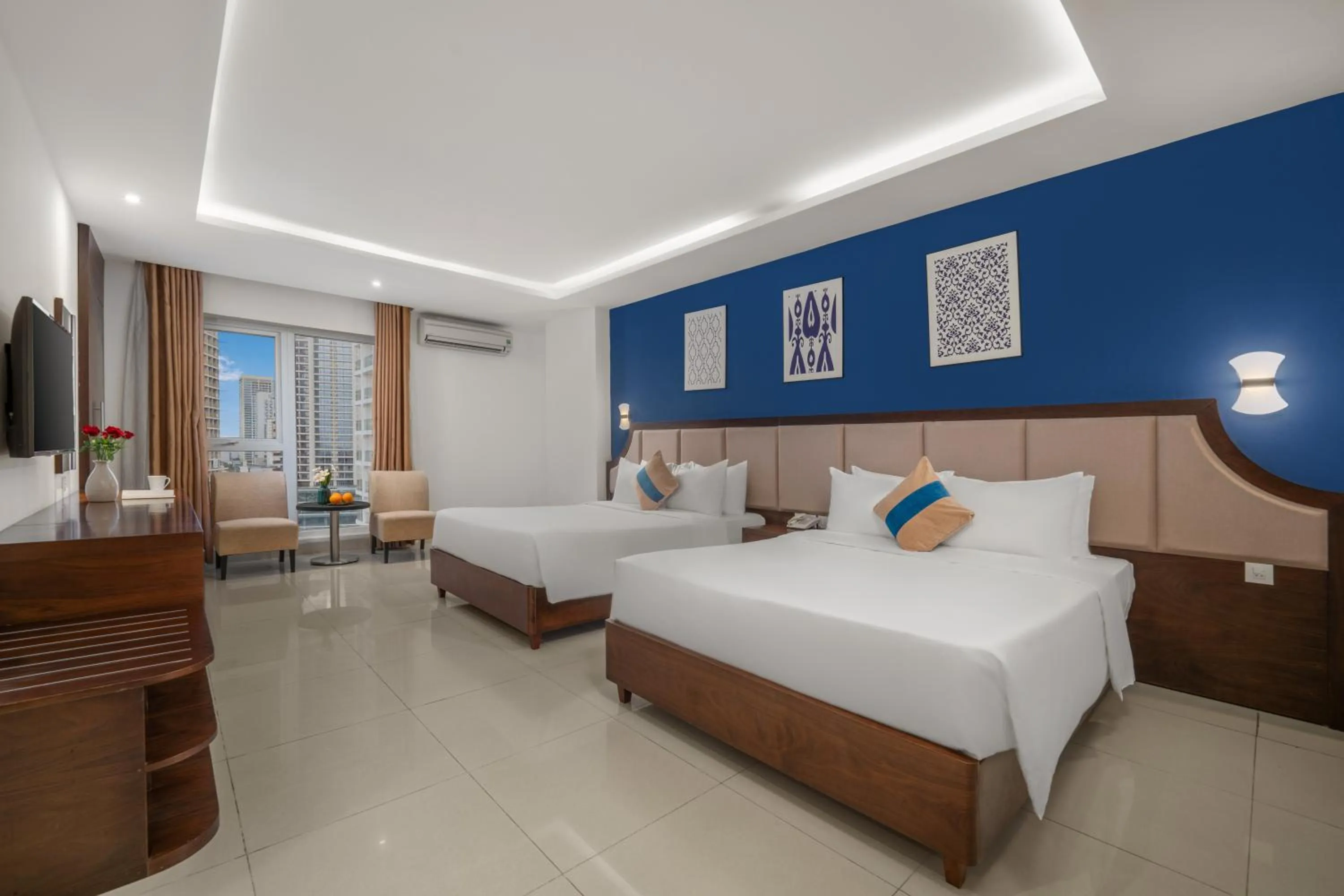 View (from property/room), Bed in TGT BEACH HOTEL