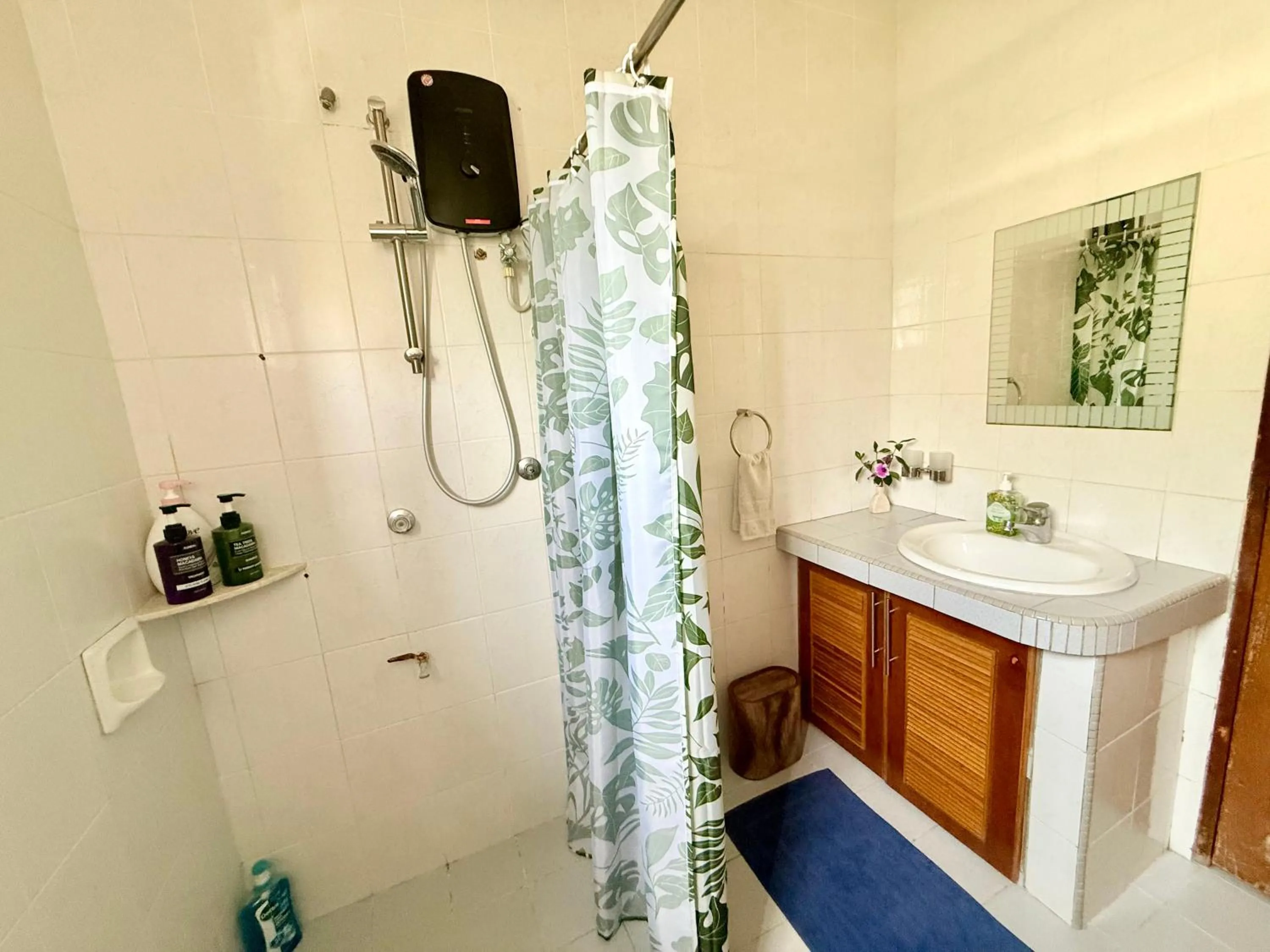 HAKS Boutique B&B with Pool & Farm-to-Table Dining