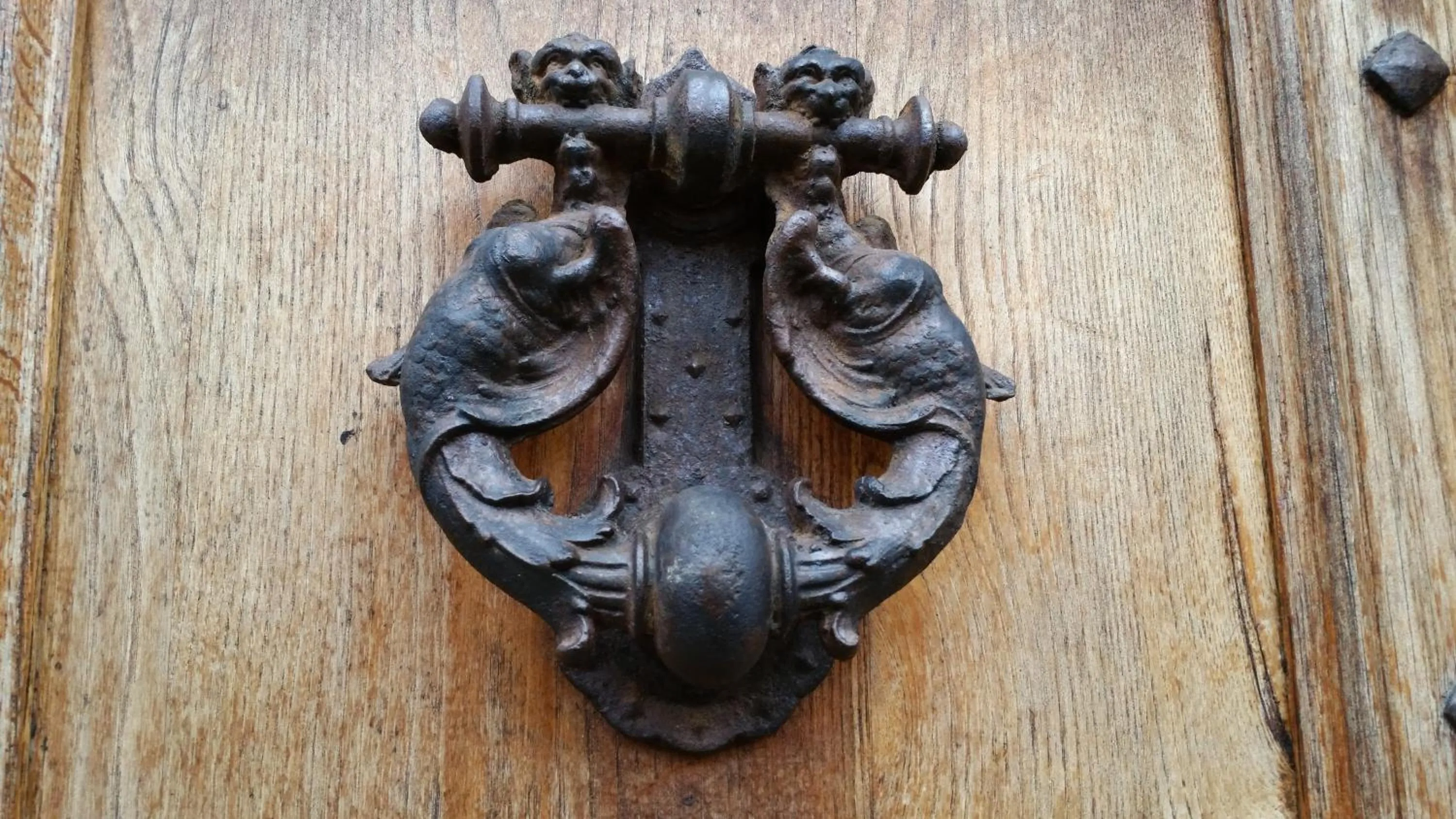 Decorative detail in B&B Firenze 400