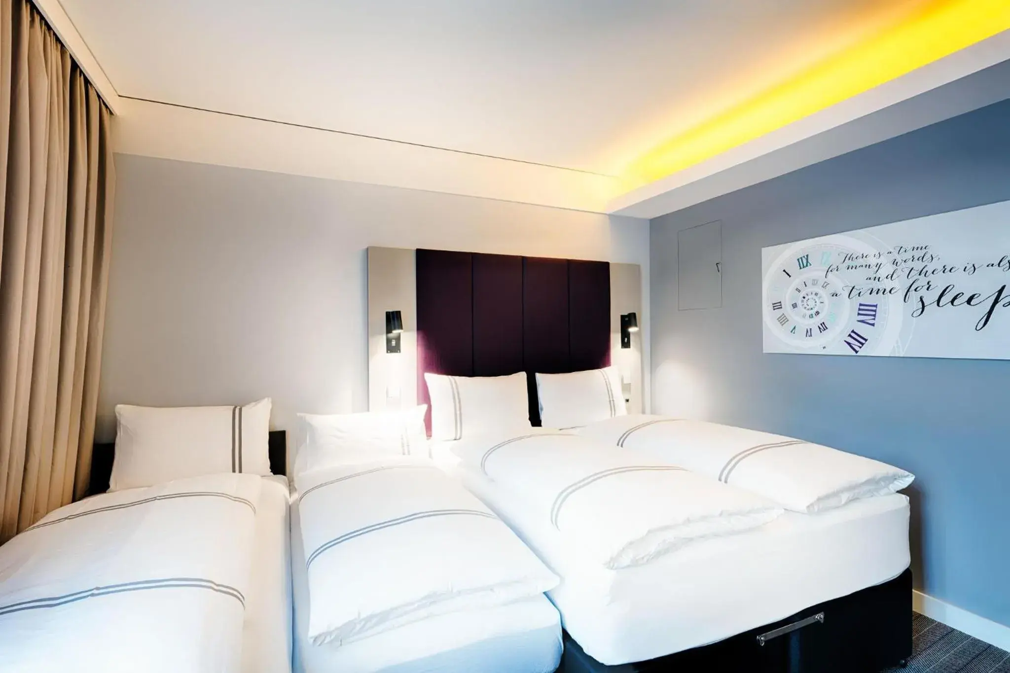 Quadruple Room in Premier Inn Heilbronn City Centre Quadruple Room in Premier Inn Heilbronn City Centre