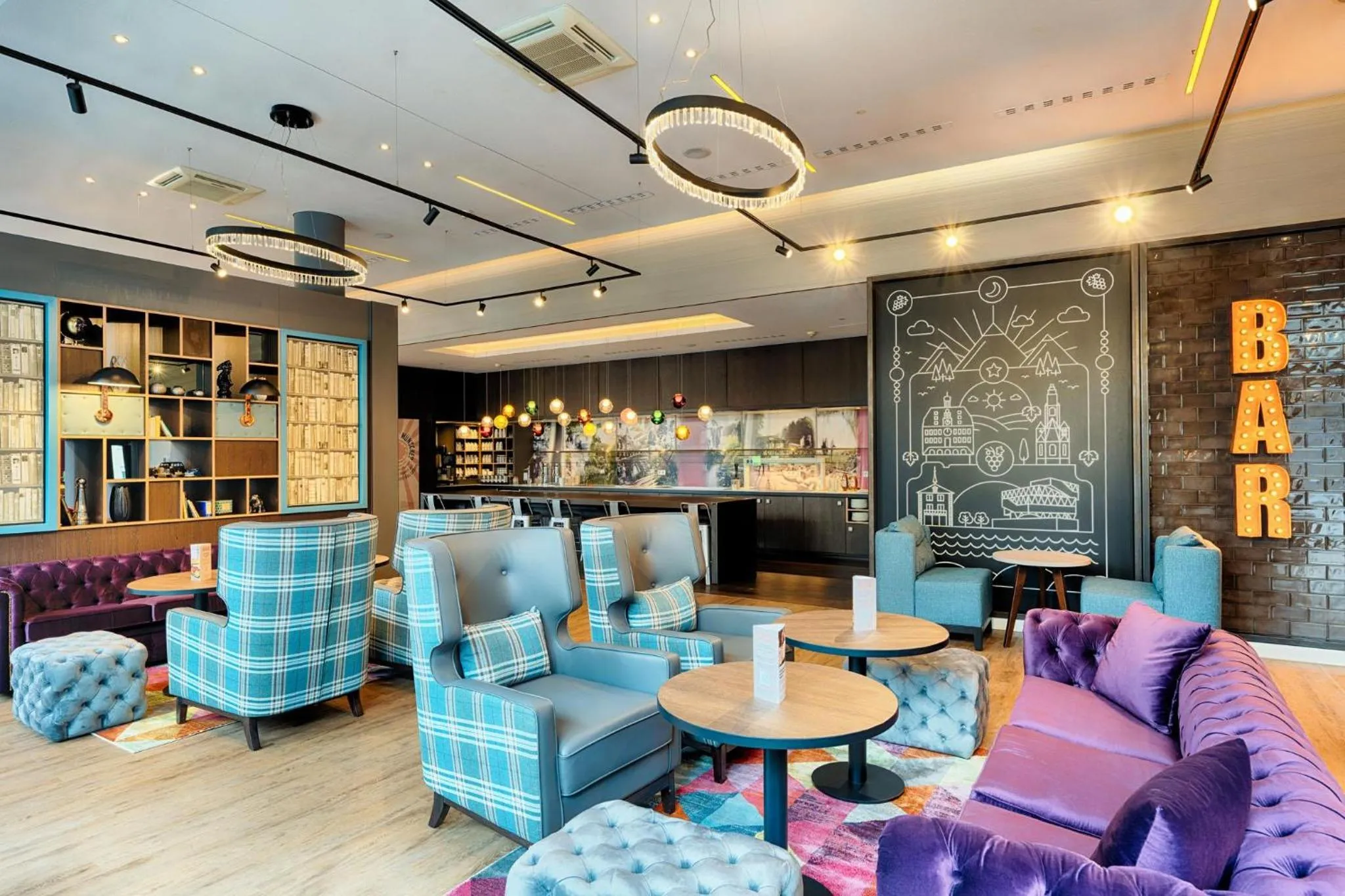Lounge or bar in Premier Inn Heilbronn City Centre