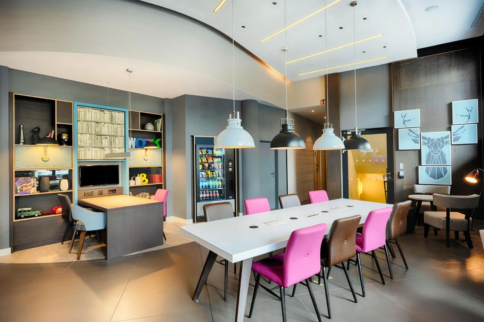 Seating area in Mercure Hotel Heilbronn