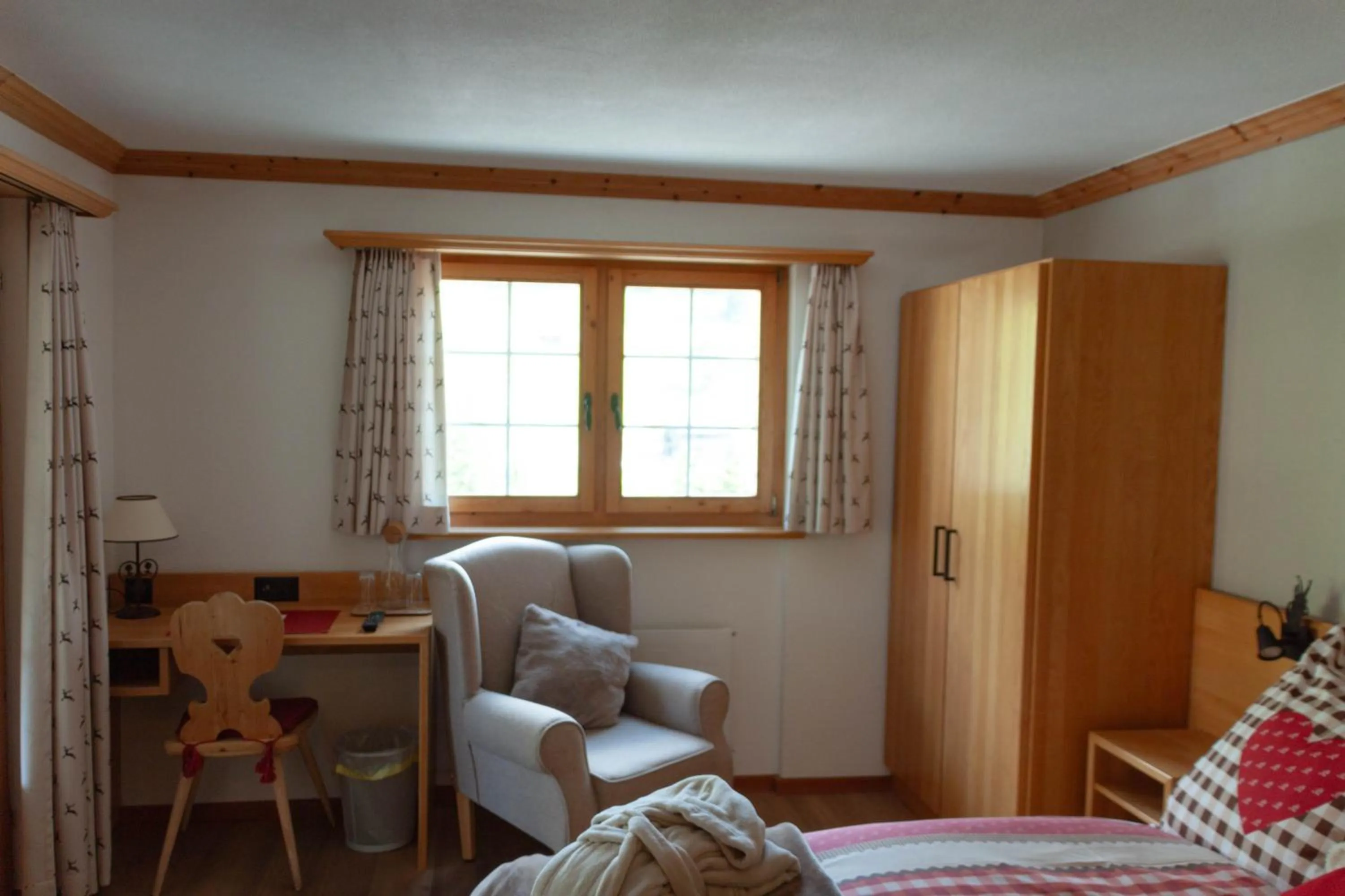 Bedroom, Bed in Hotel Madrisajoch