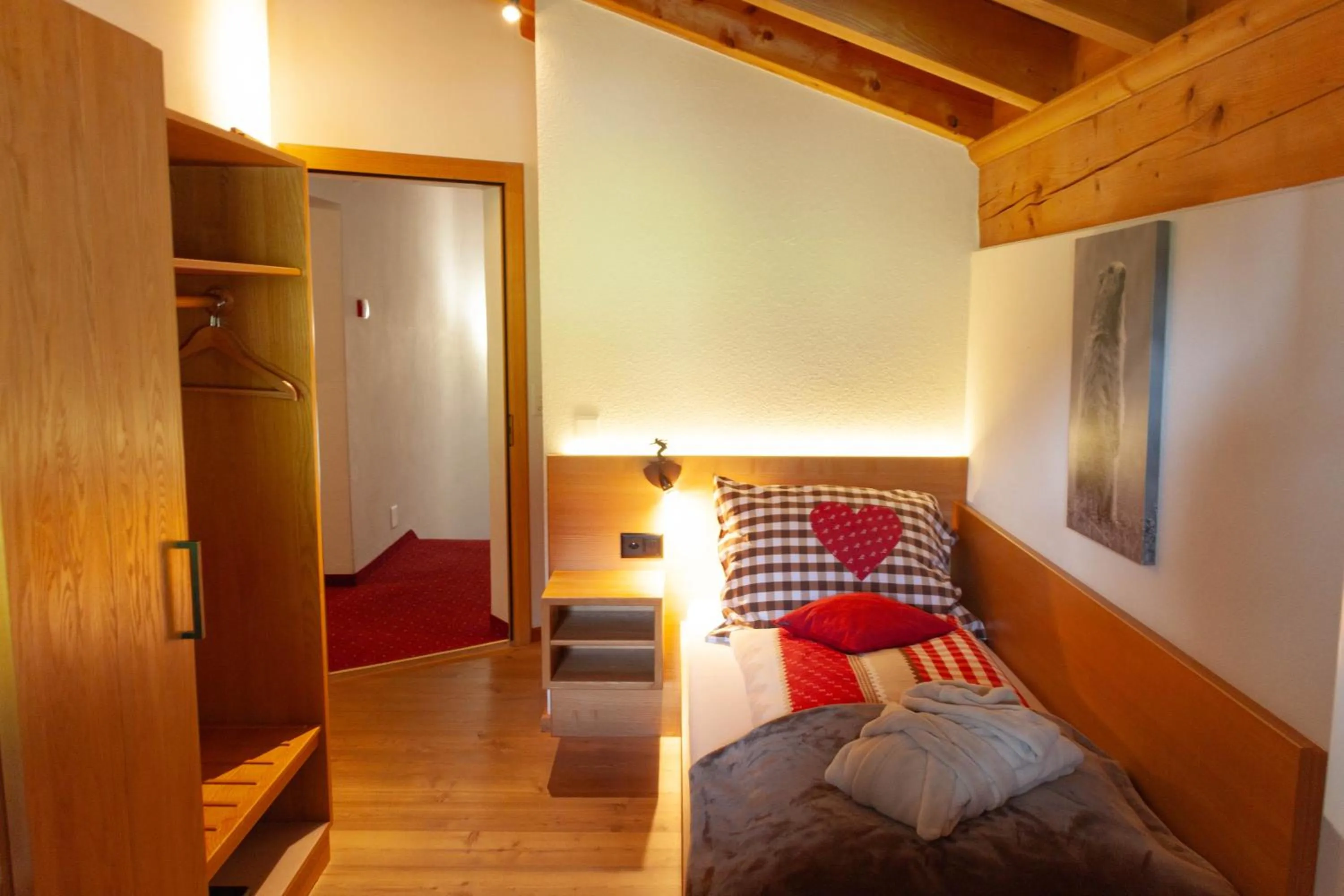 Bedroom, Bed in Hotel Madrisajoch