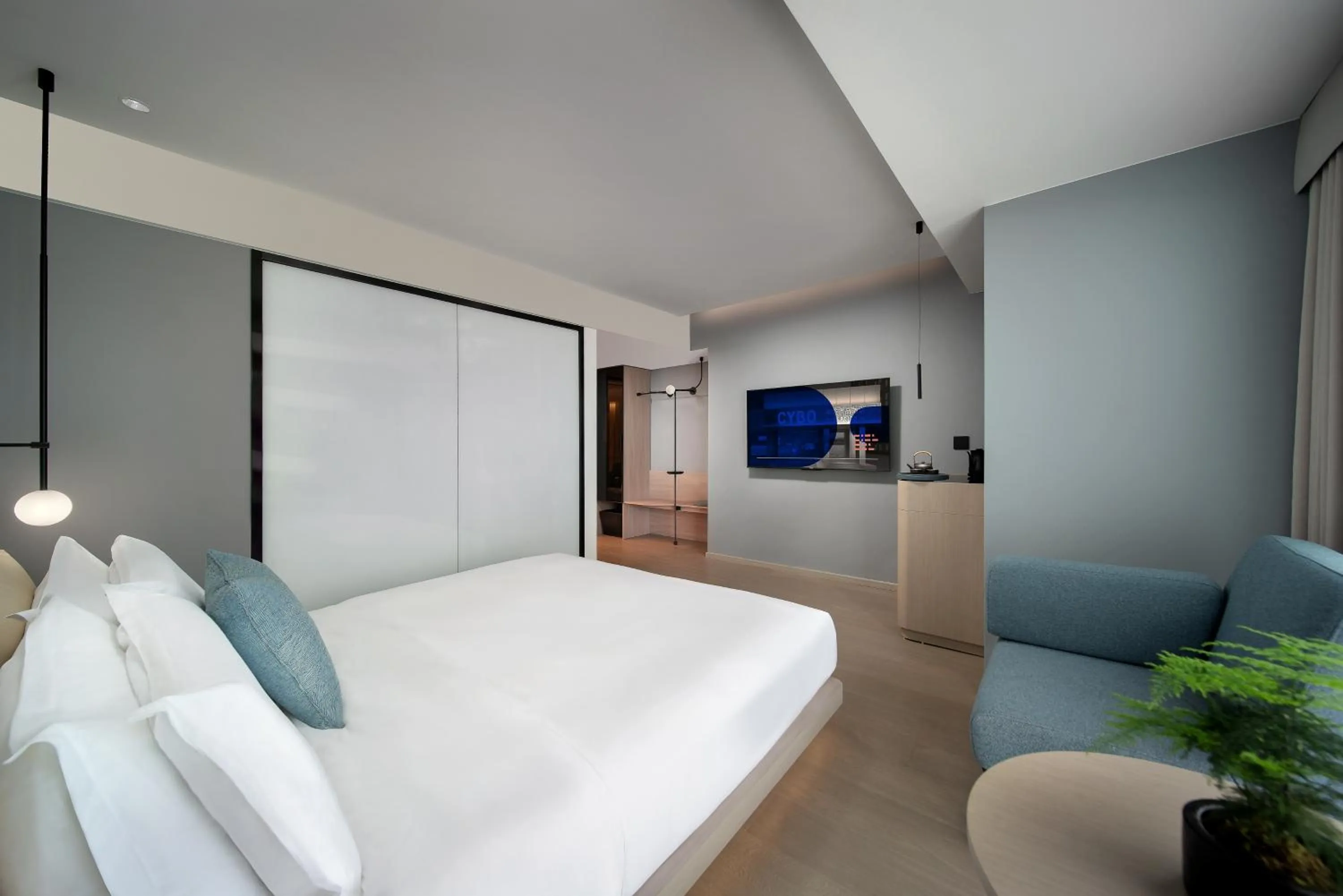 Bedroom, Bed in CYBO Station SSAW Shangpin Hotel Luohu Shenzhen
