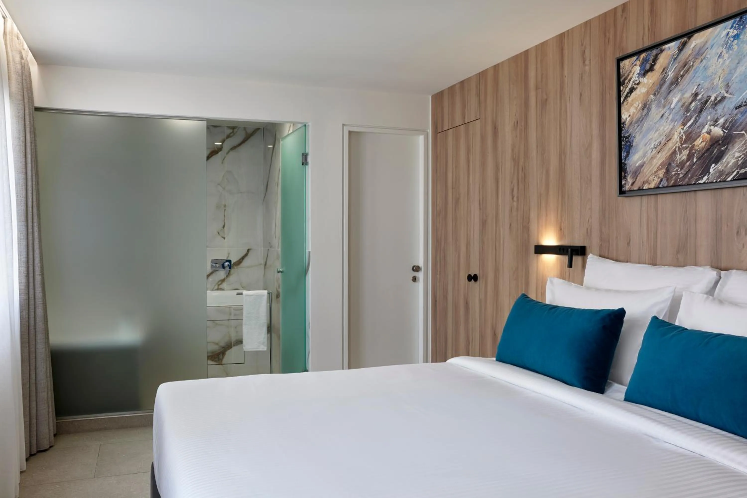 Photo of the whole room, Bed in Hestia - Kolokotroni 23