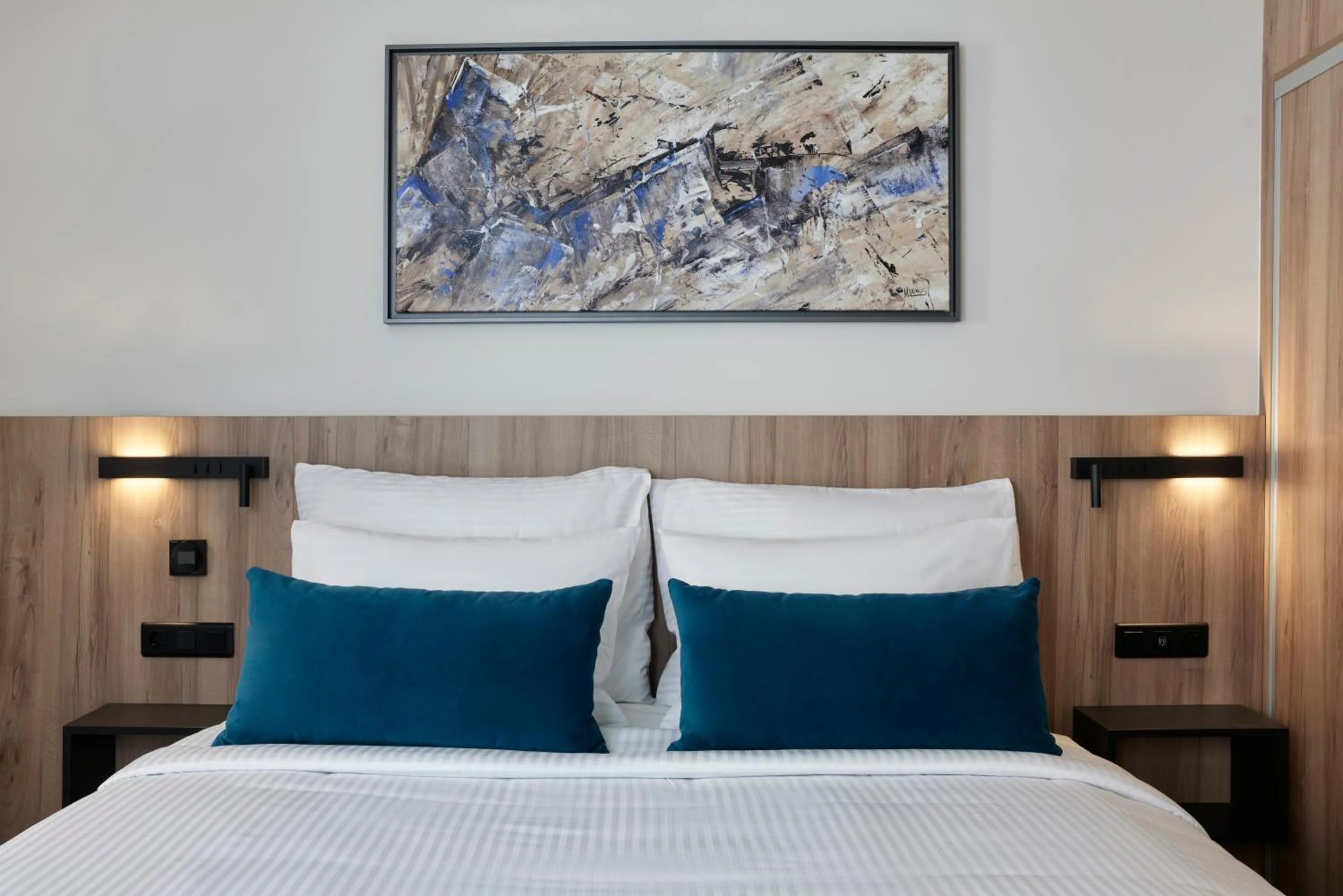 Bed in Hestia - Kolokotroni 23