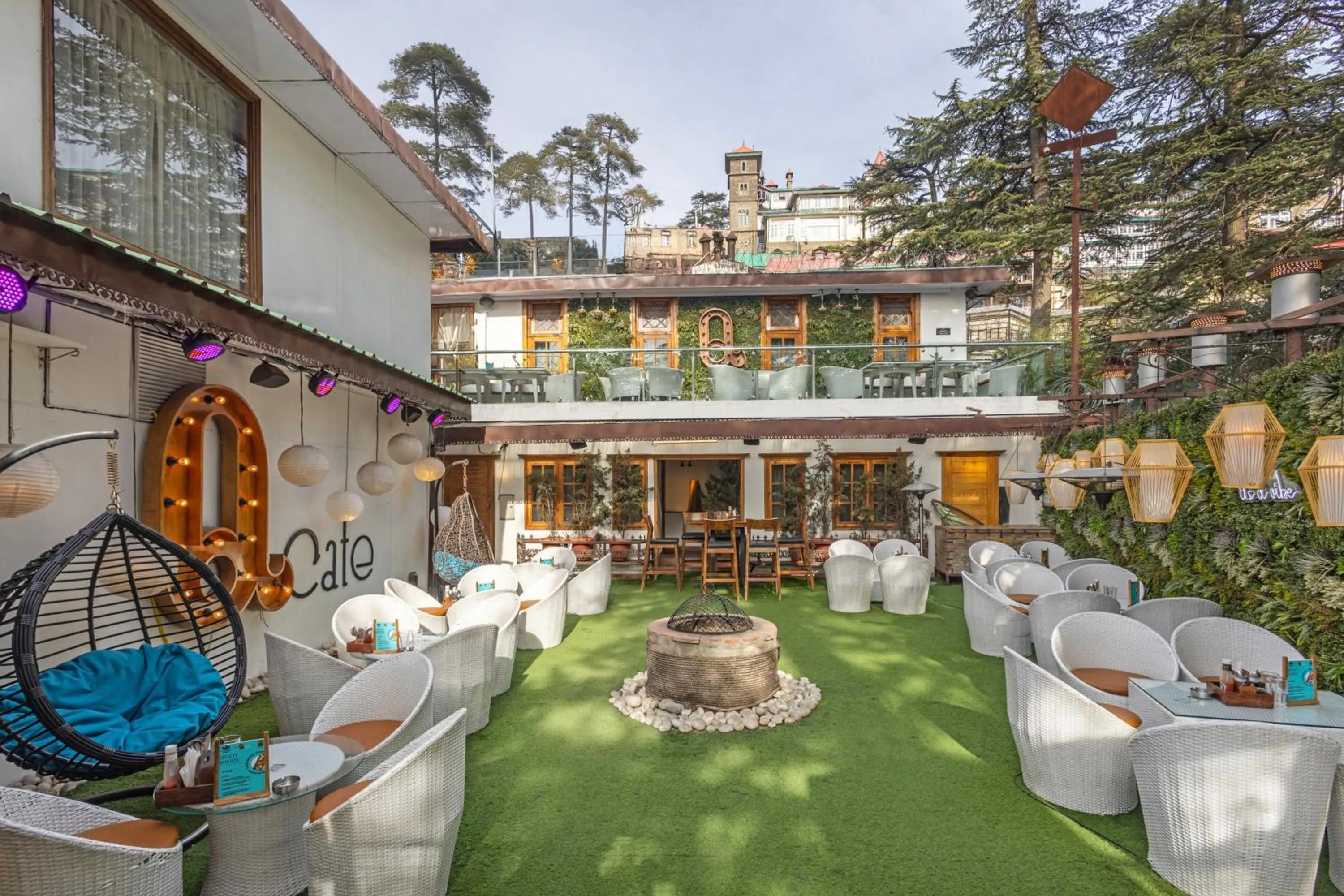 Dining area in Treebo Premium Torrentium - A Heritage Hotel