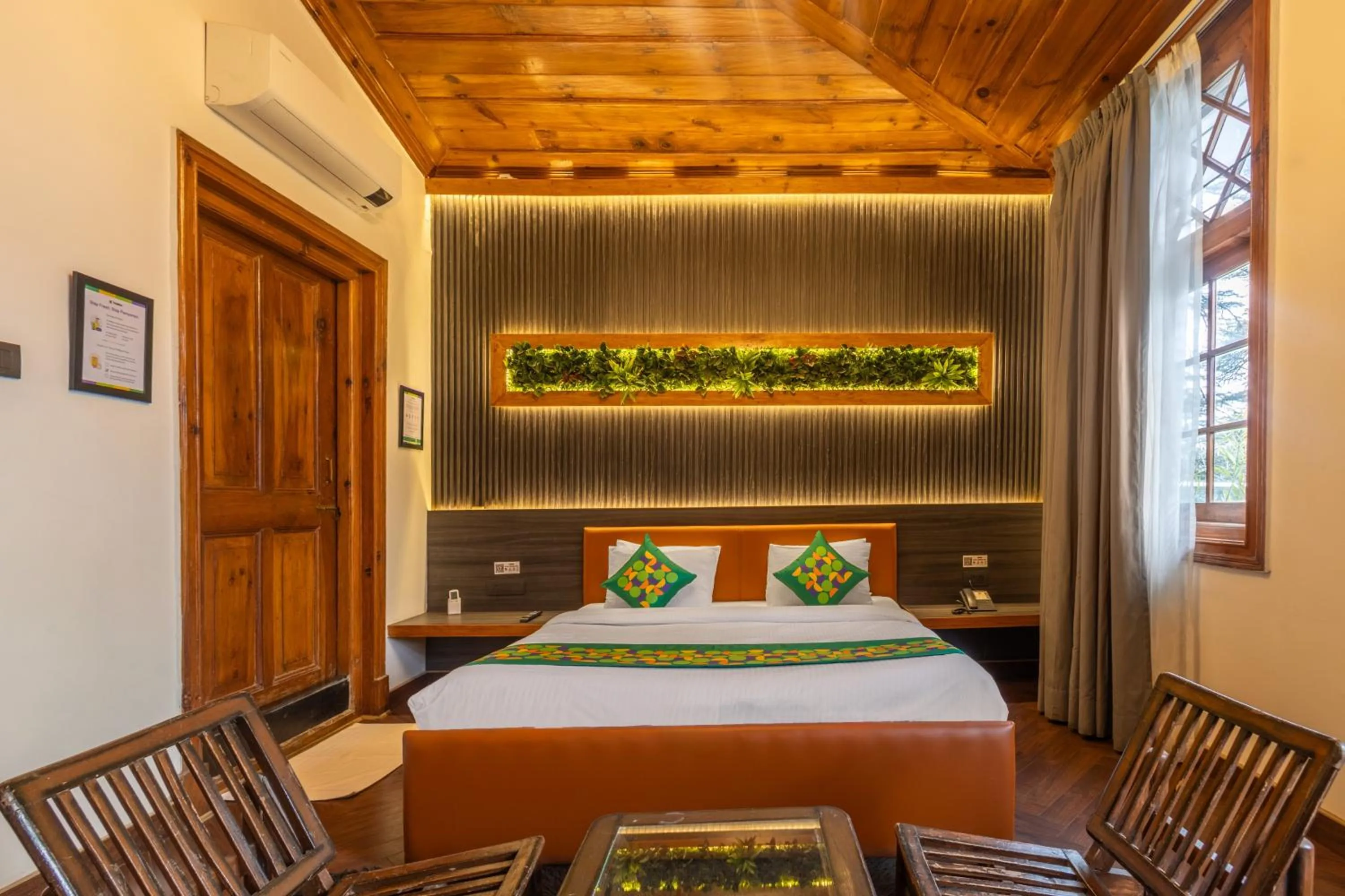 Bedroom, Bed in Treebo Premium Torrentium - A Heritage Hotel